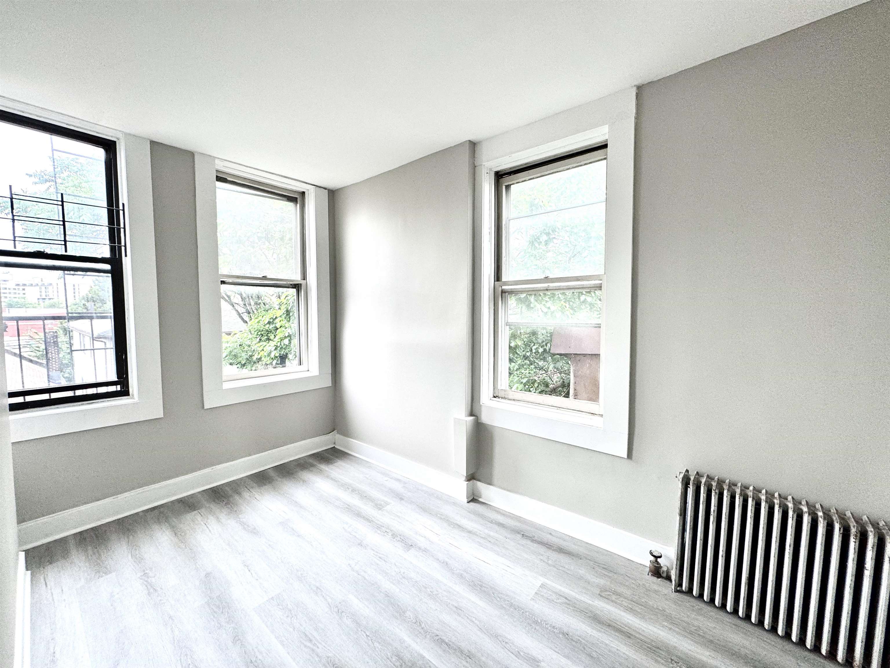 # 250010833 - For Rent in JERSEY CITY - Journal Square NJ