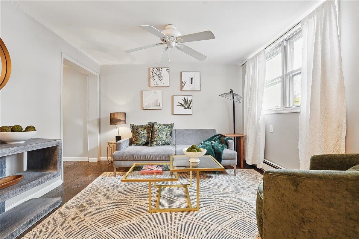 # 250010858 - For Rent in JERSEY CITY - Heights NJ