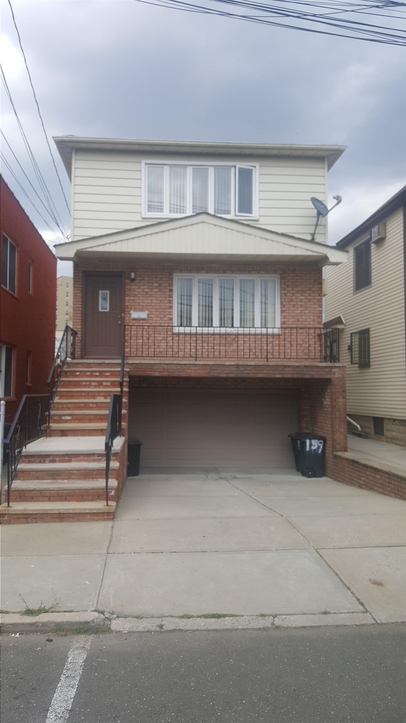 # 250010868 - For Rent in Bayonne NJ