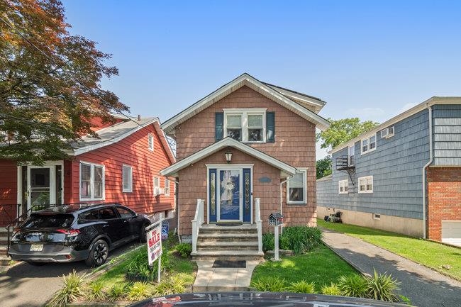 # 250010900 - For Rent in Kearny NJ
