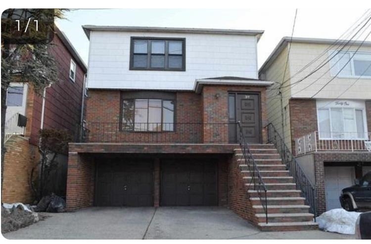 # 250010916 - For Rent in Bayonne NJ