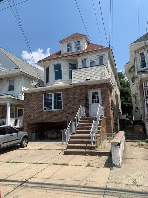 # 250010921 - For Rent in Bayonne NJ
