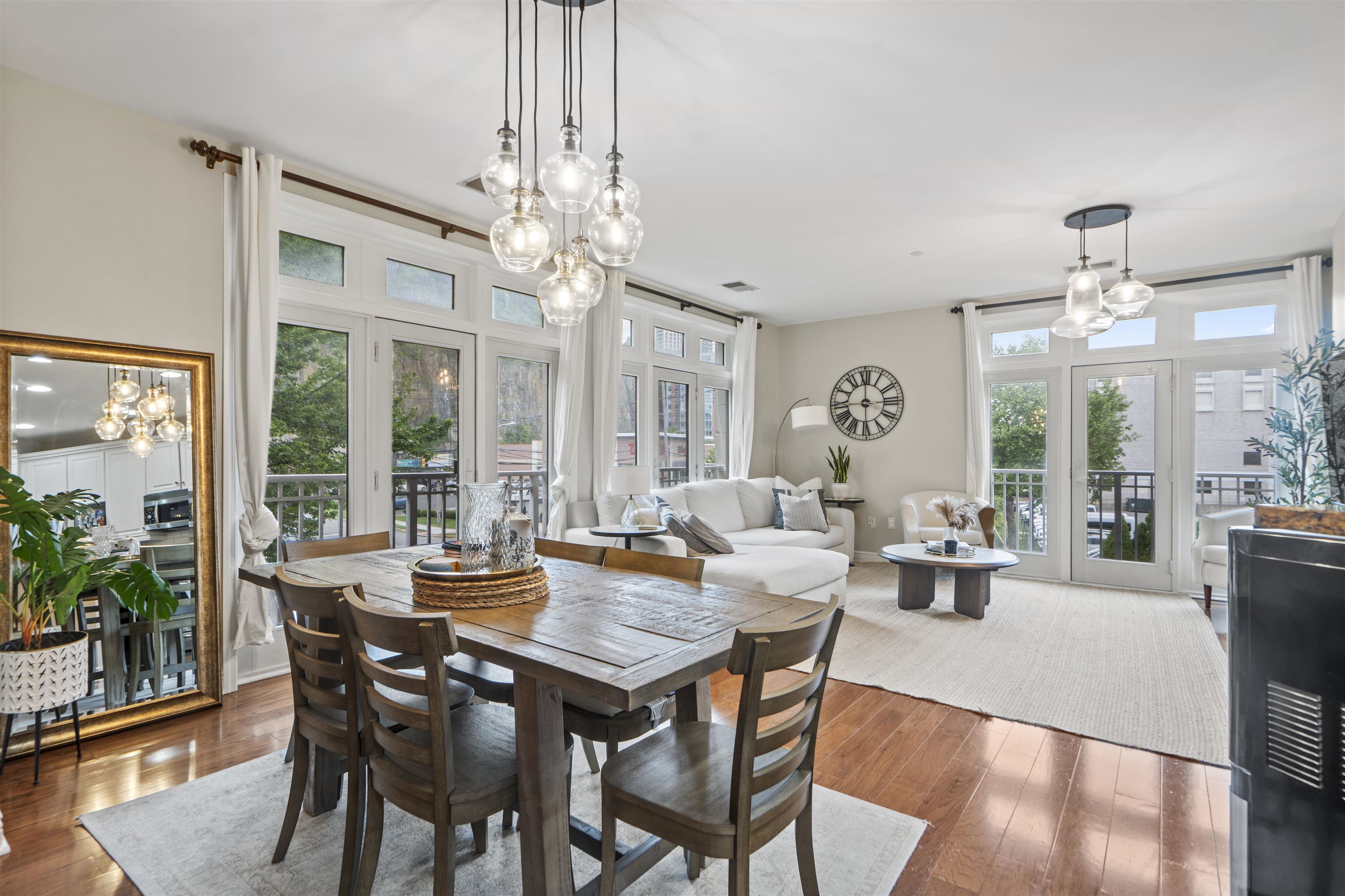# 250011016 - For Rent in North Bergen NJ
