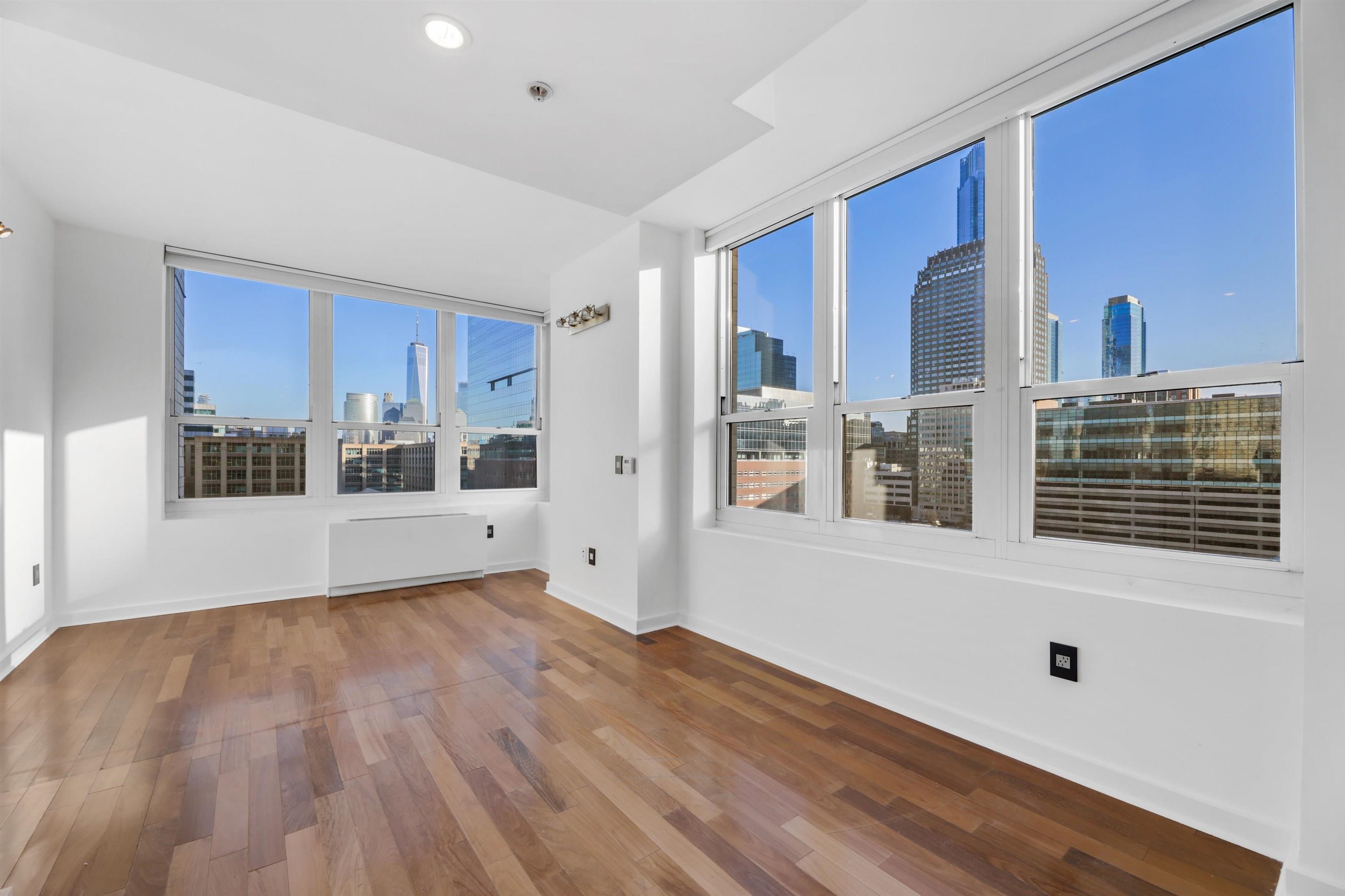 # 250011035 - For Rent in JERSEY CITY - Downtown NJ