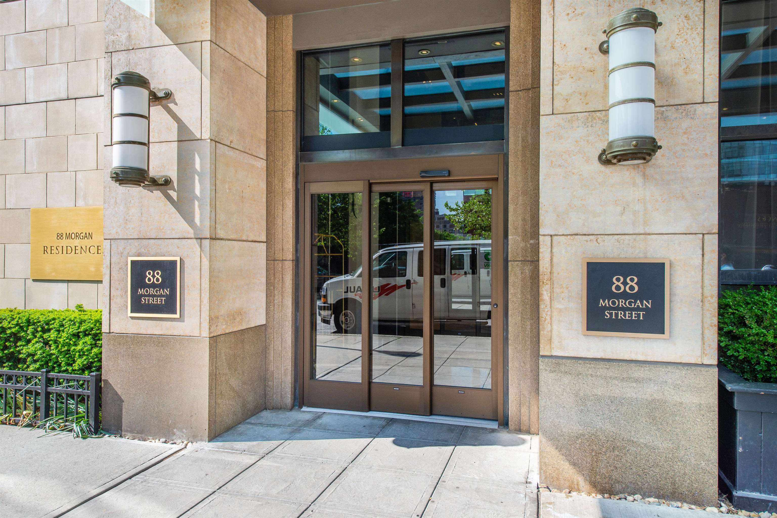 # 250011071 - For Rent in JERSEY CITY - Downtown NJ