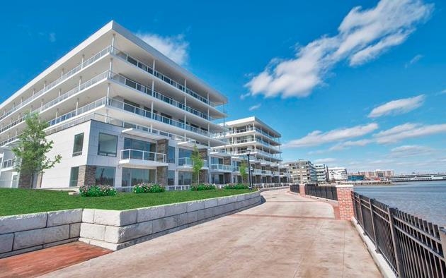 # 250011102 - For Rent in Edgewater NJ