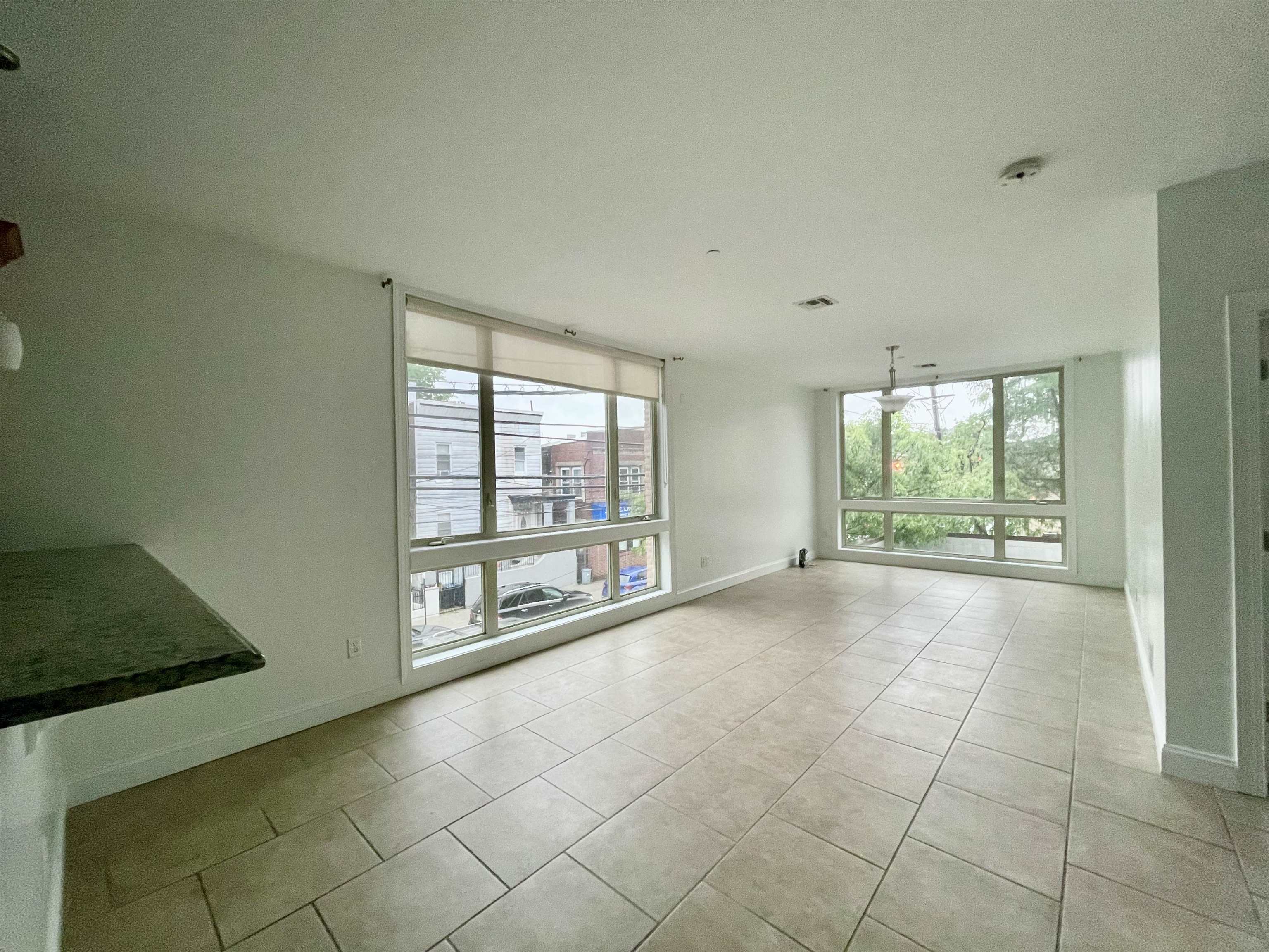 # 250011186 - For Rent in Guttenberg NJ