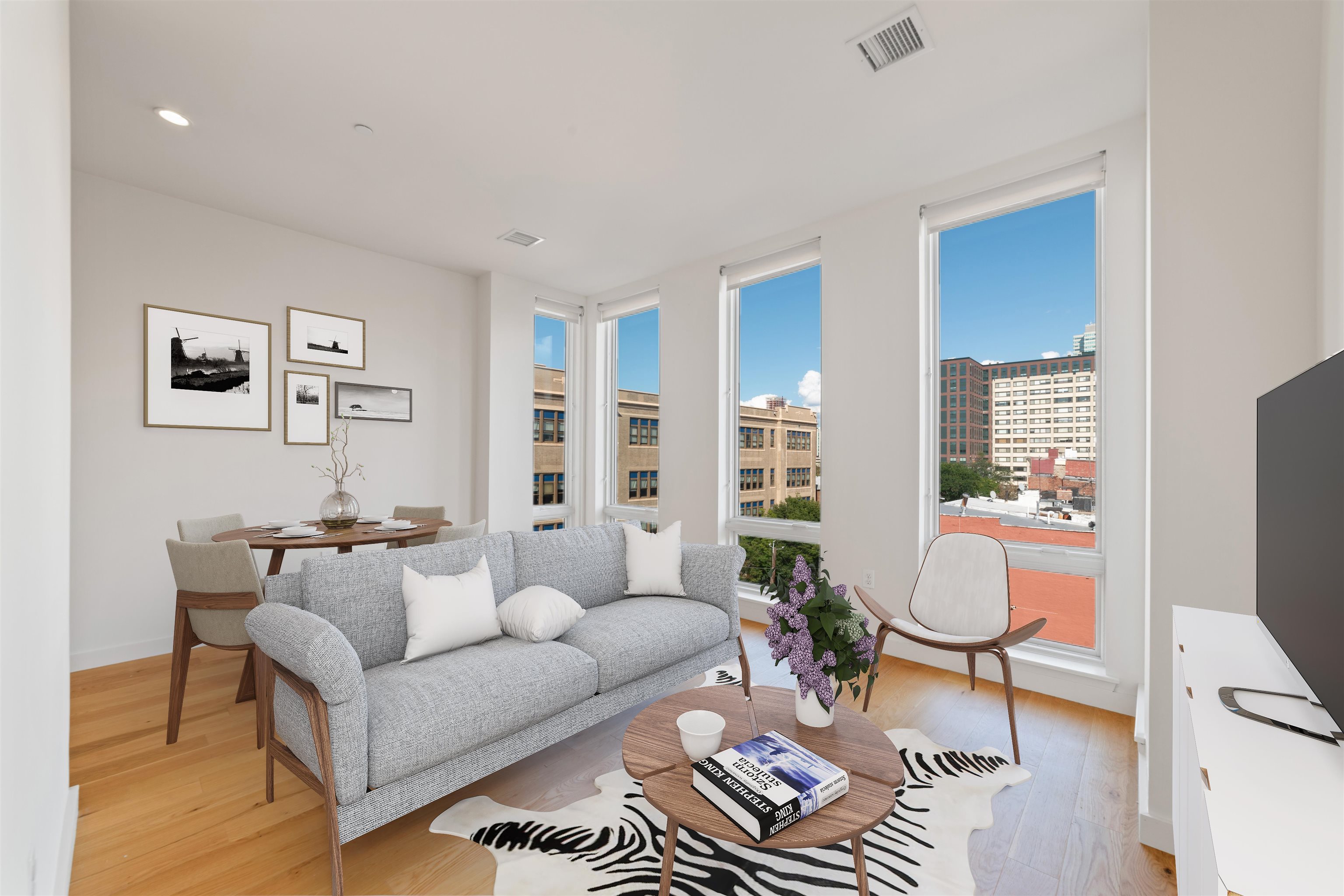 # 250011315 - For Rent in JERSEY CITY - Downtown NJ