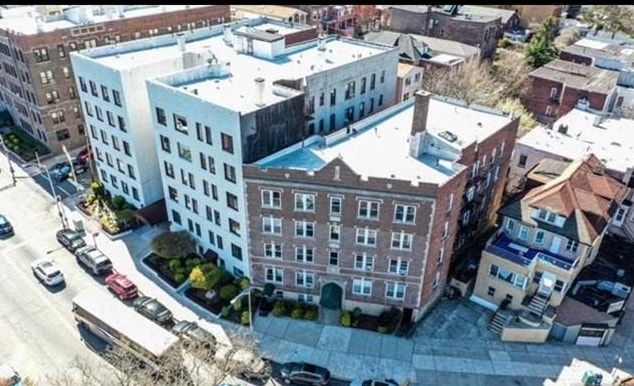 # 250011334 - For Rent in West New York NJ