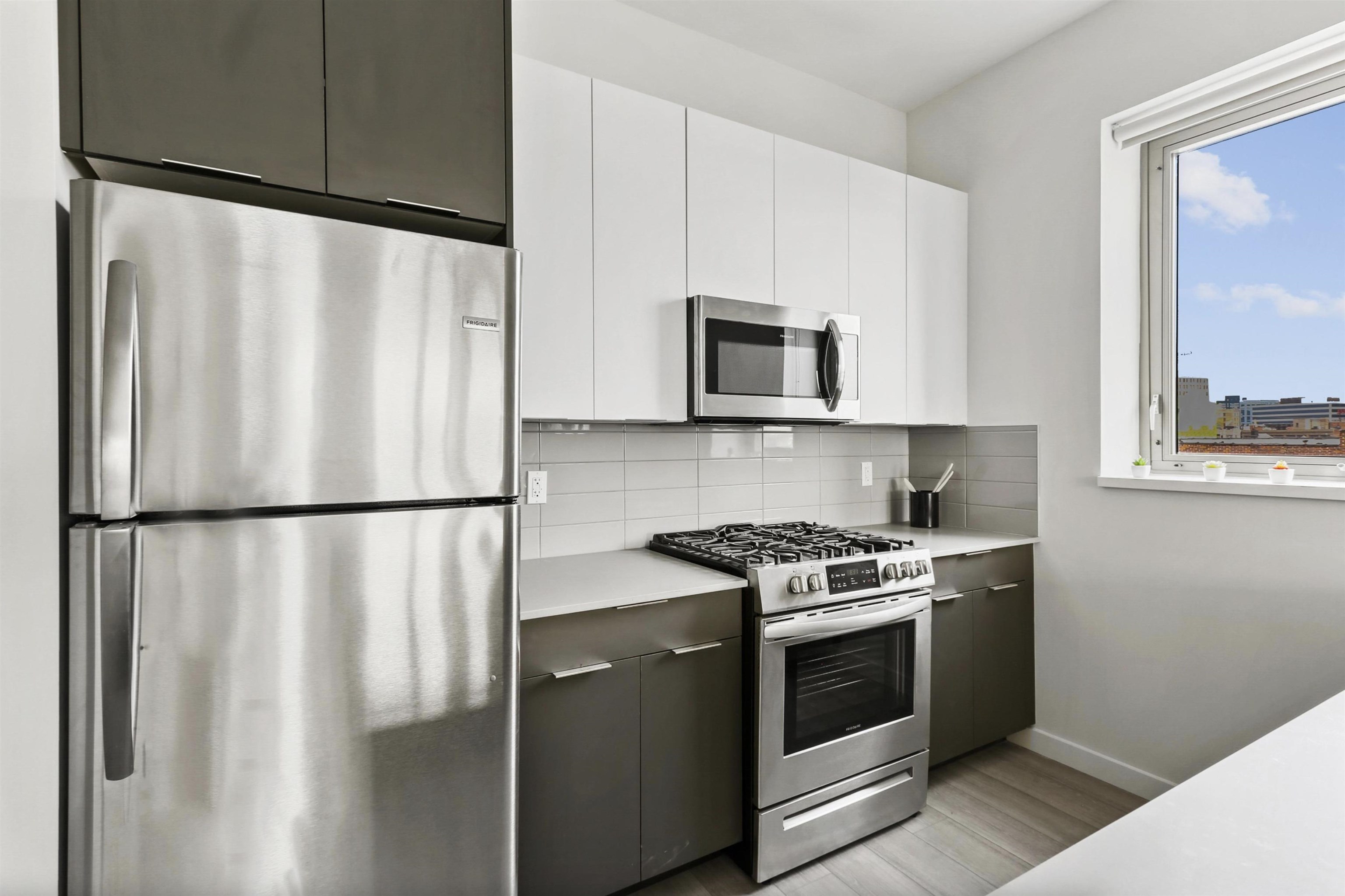 # 250011352 - For Rent in JERSEY CITY - Journal Square NJ