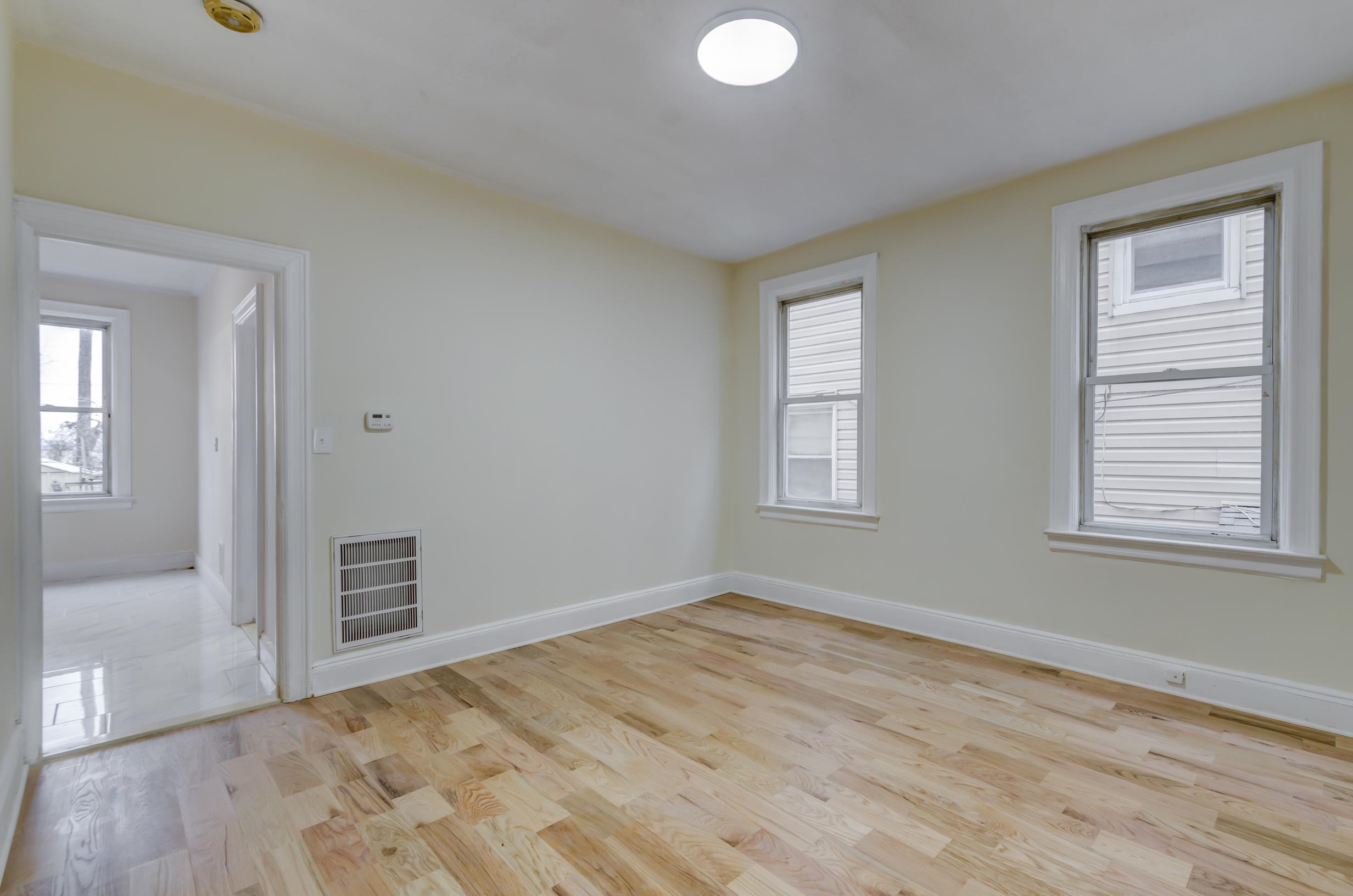 # 250011357 - For Rent in JERSEY CITY - Heights NJ