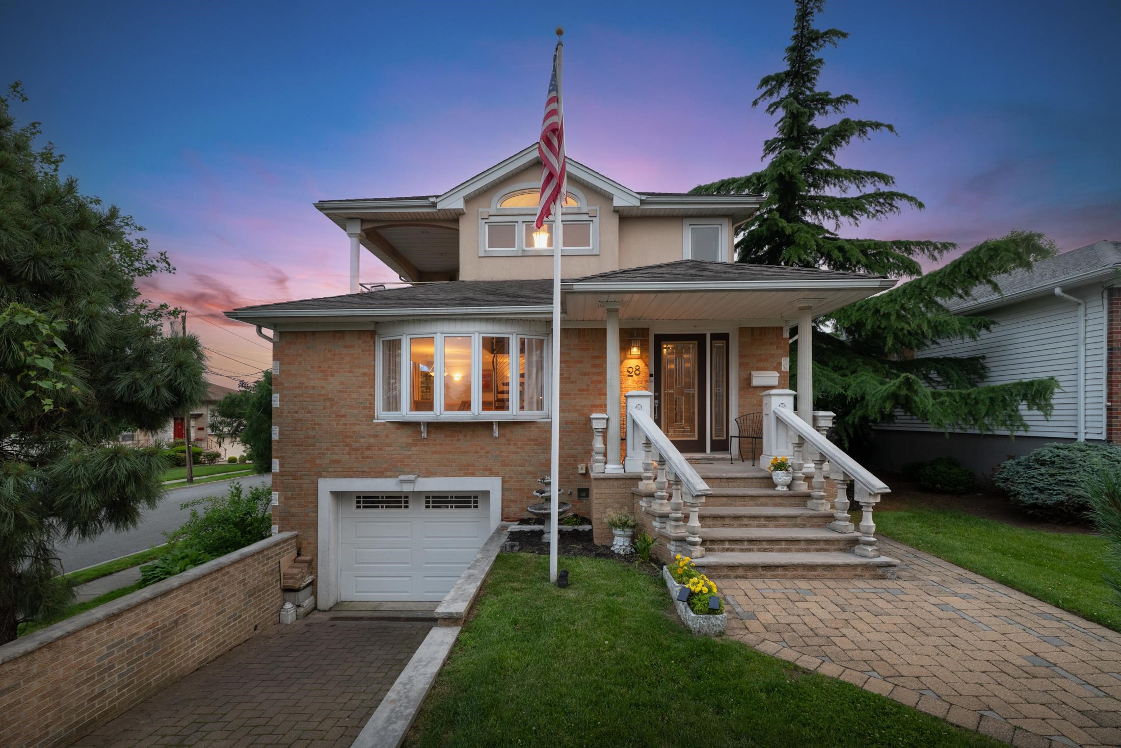 # 250011378 - For Rent in Secaucus NJ