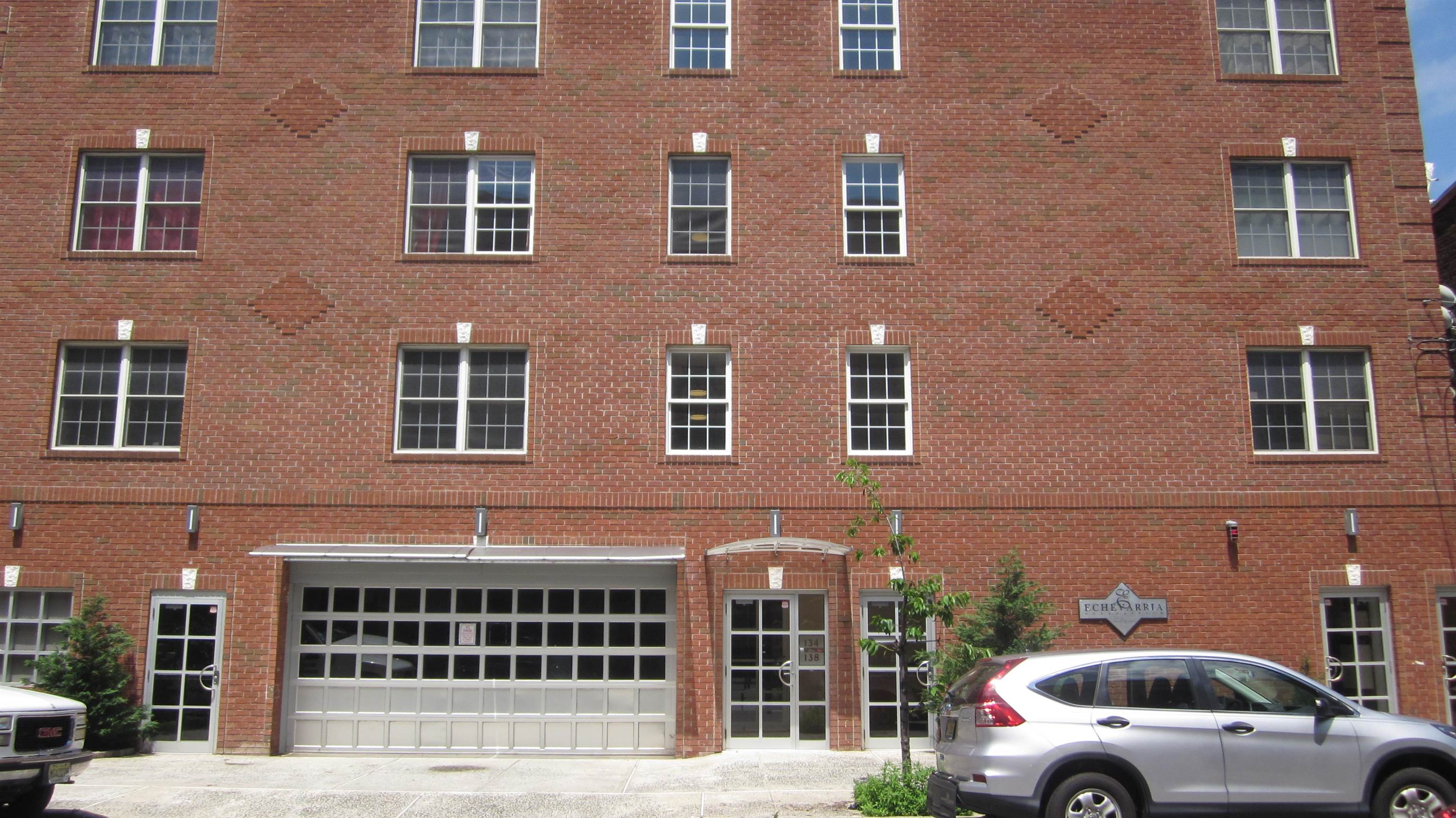 # 250011383 - For Rent in West New York NJ