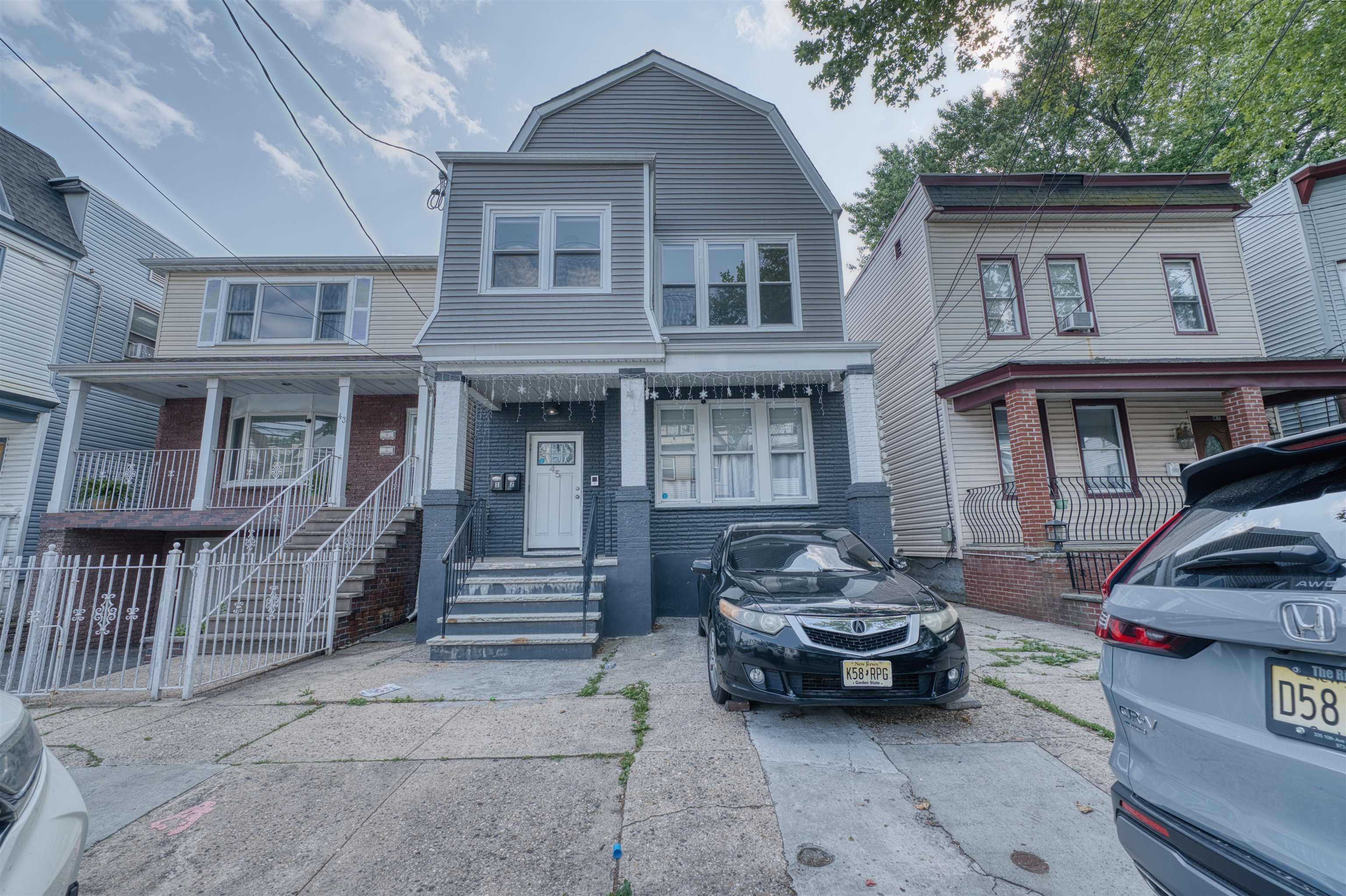 # 250011412 - For Rent in JERSEY CITY - Greenville NJ