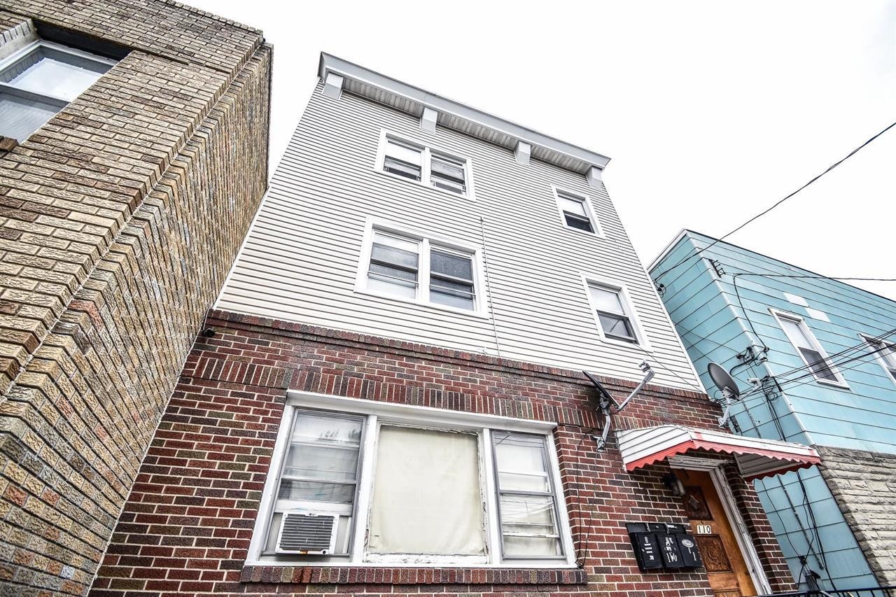 # 250011487 - For Rent in JERSEY CITY - Heights NJ