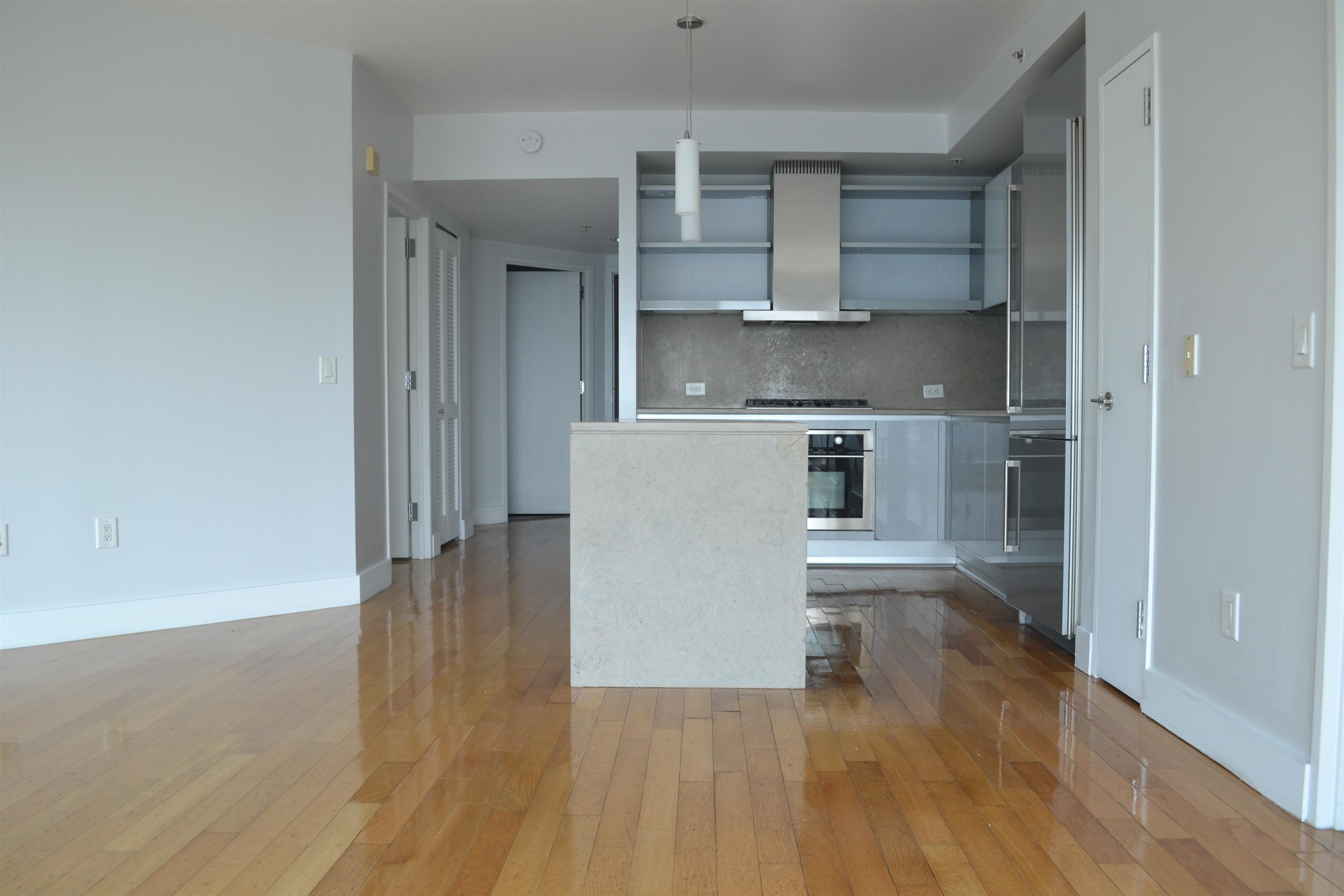 # 250011497 - For Rent in JERSEY CITY - Downtown NJ
