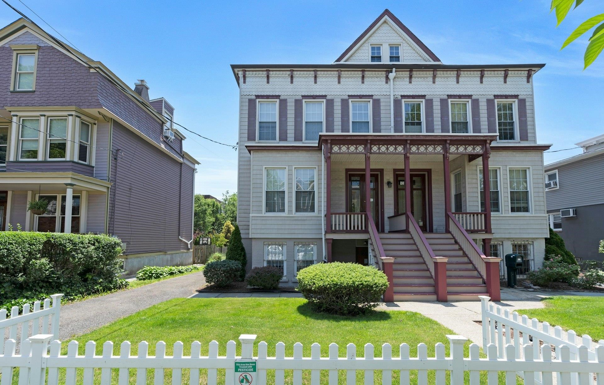 # 250011542 - For Rent in JERSEY CITY - Heights NJ