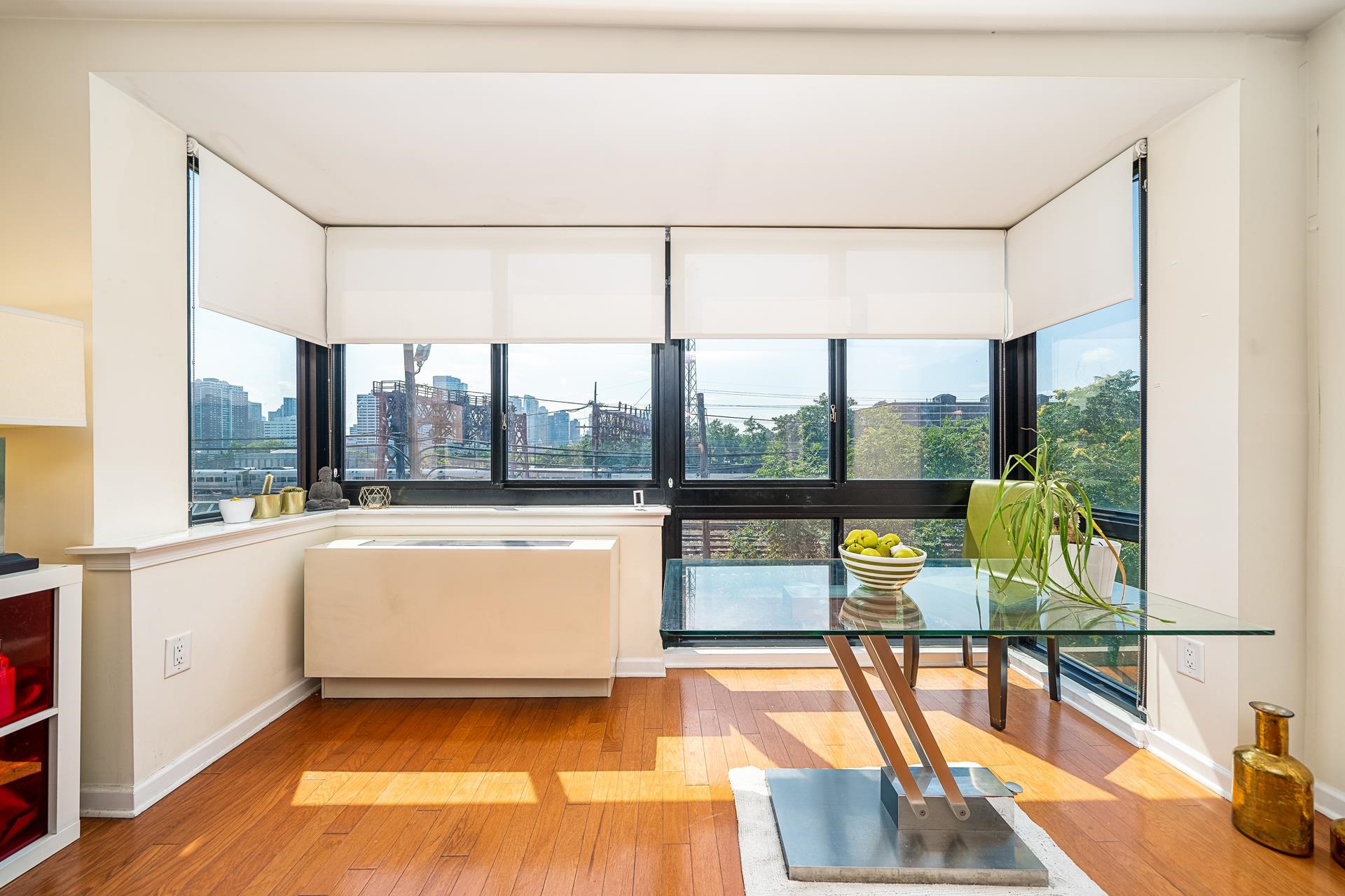 # 250011620 - For Rent in JERSEY CITY - Downtown NJ