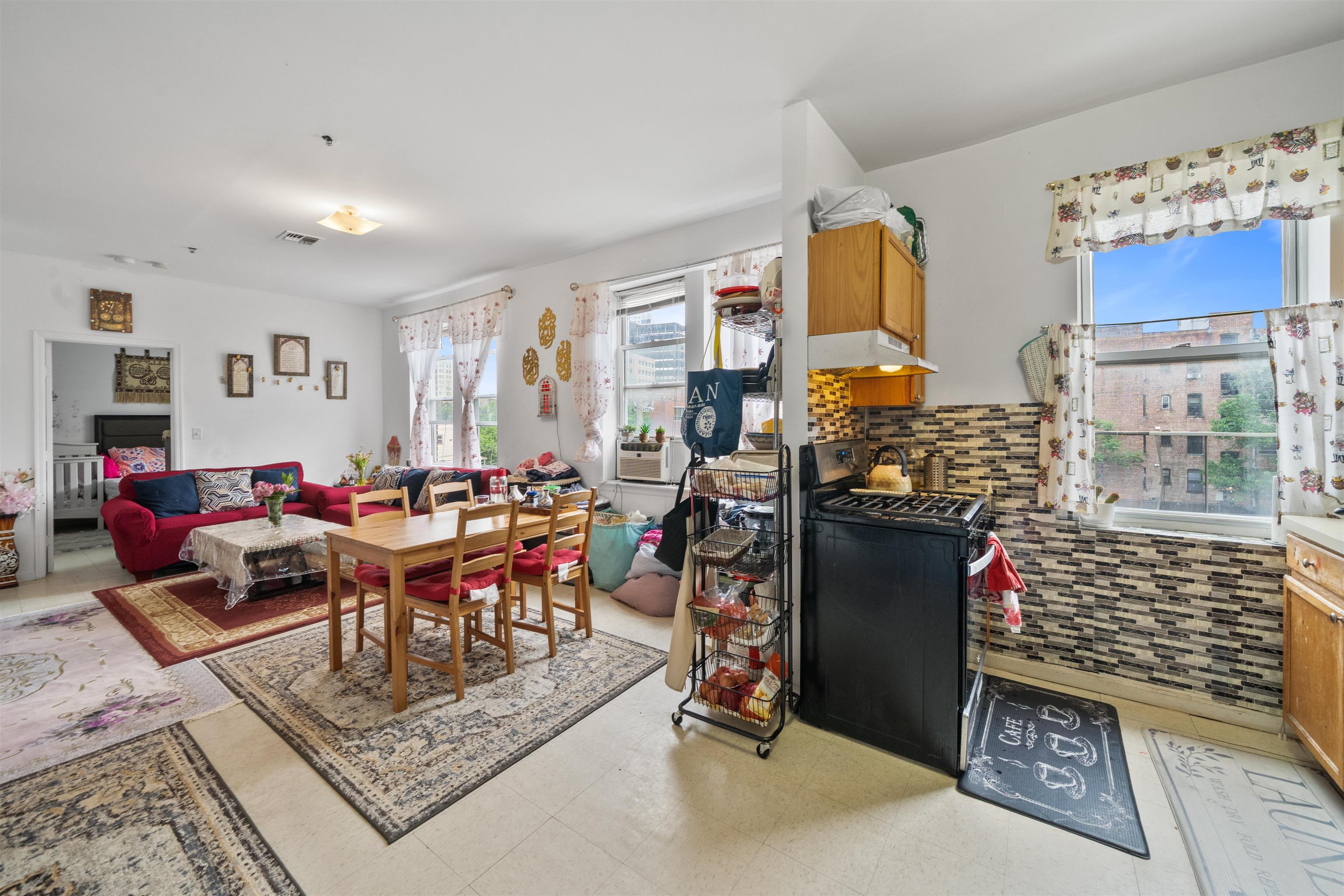 # 250011644 - For Rent in JERSEY CITY - Journal Square NJ