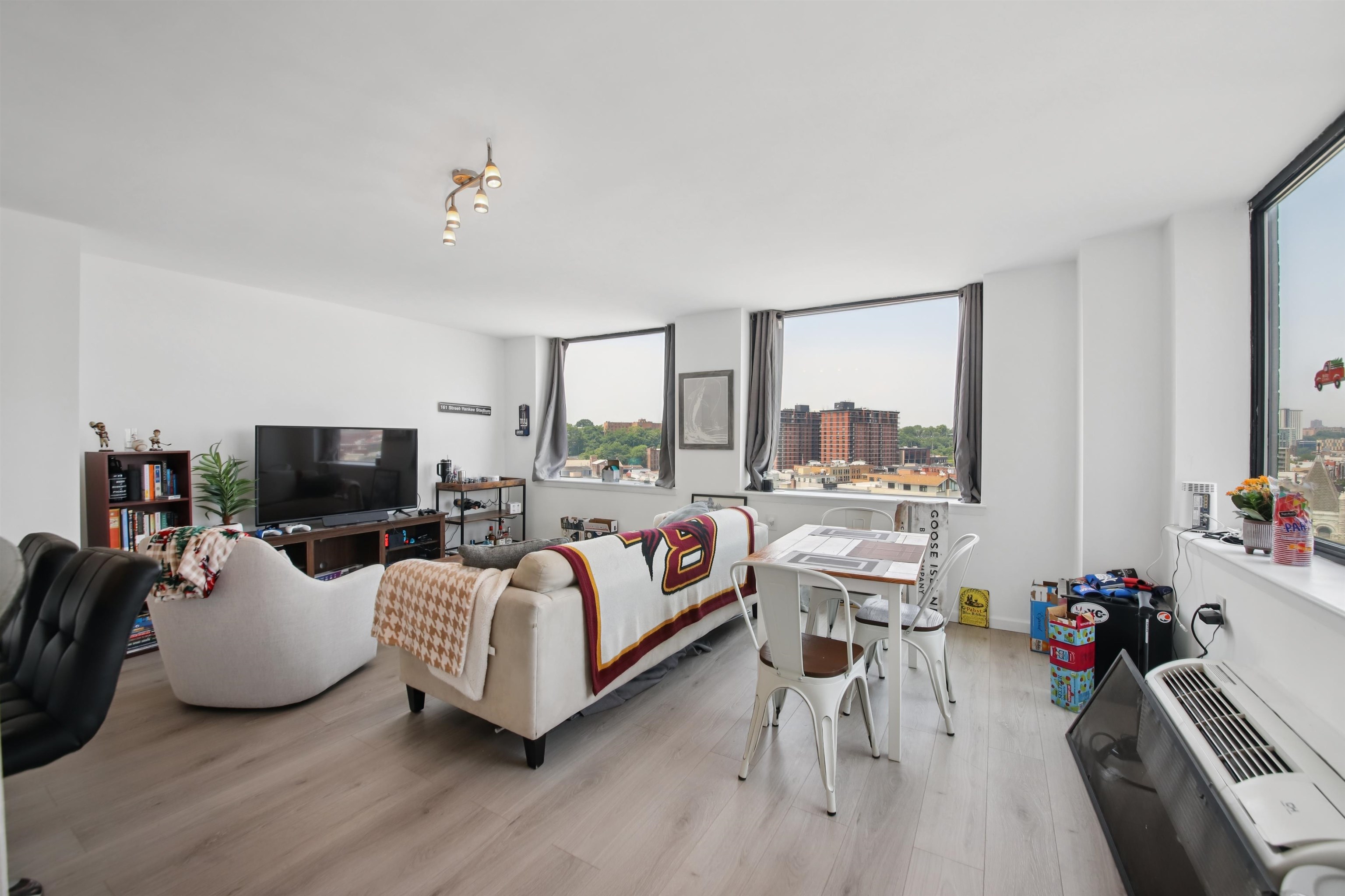 # 250011654 - For Rent in Hoboken NJ