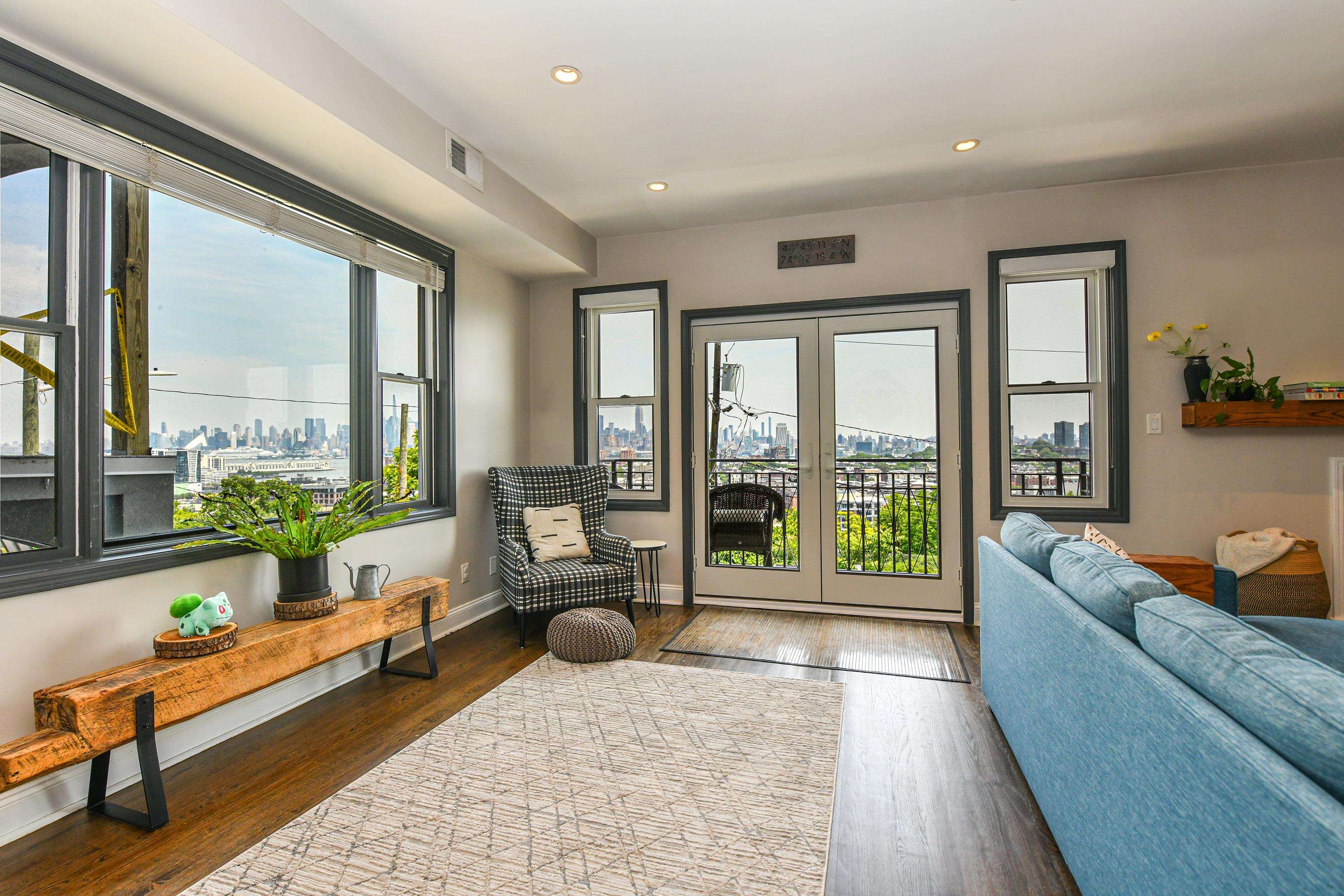 # 250011699 - For Rent in Union City NJ