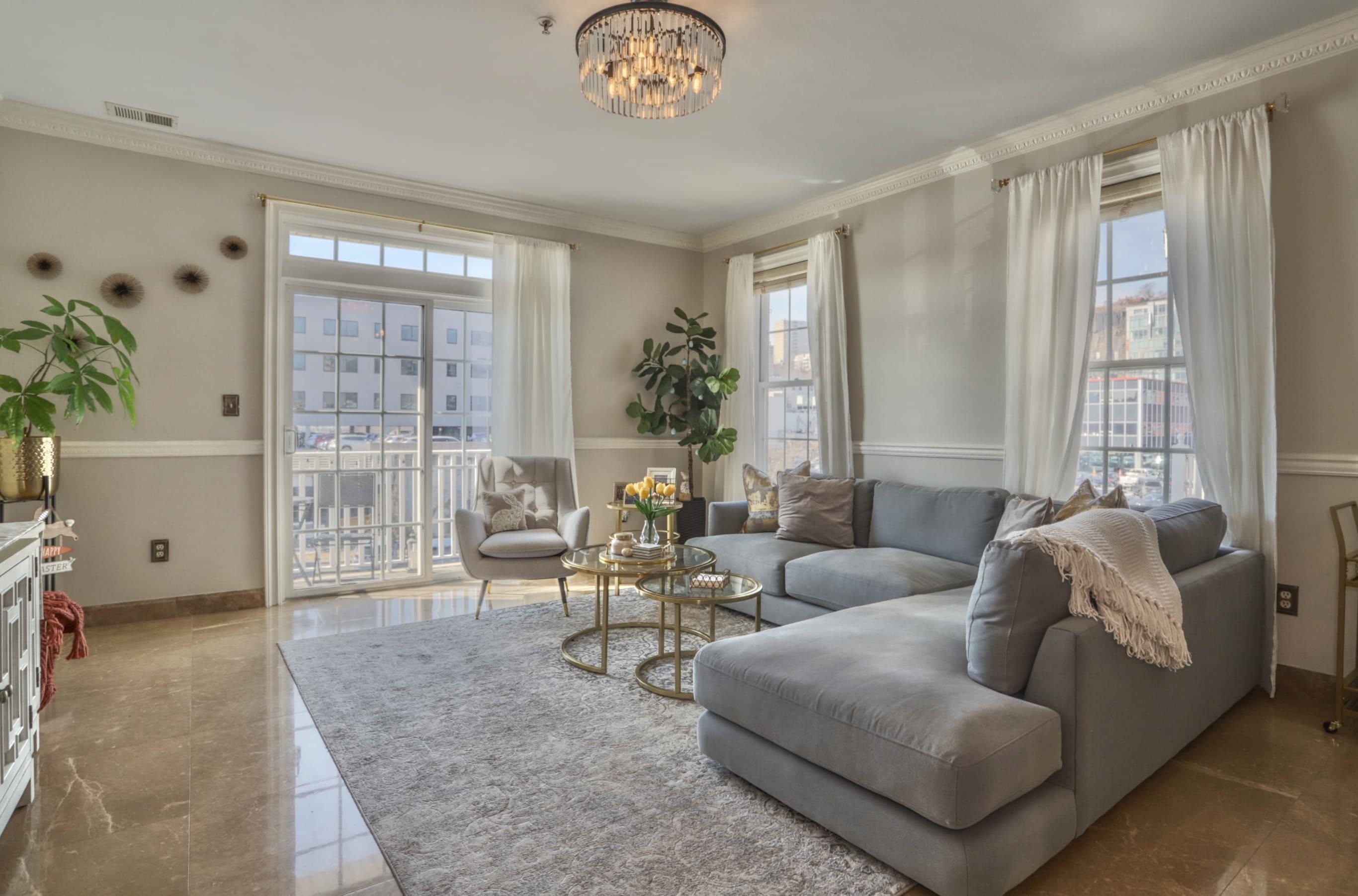 # 250011754 - For Rent in North Bergen NJ