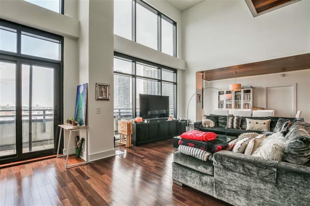 # 250011766 - For Rent in JERSEY CITY - Downtown NJ