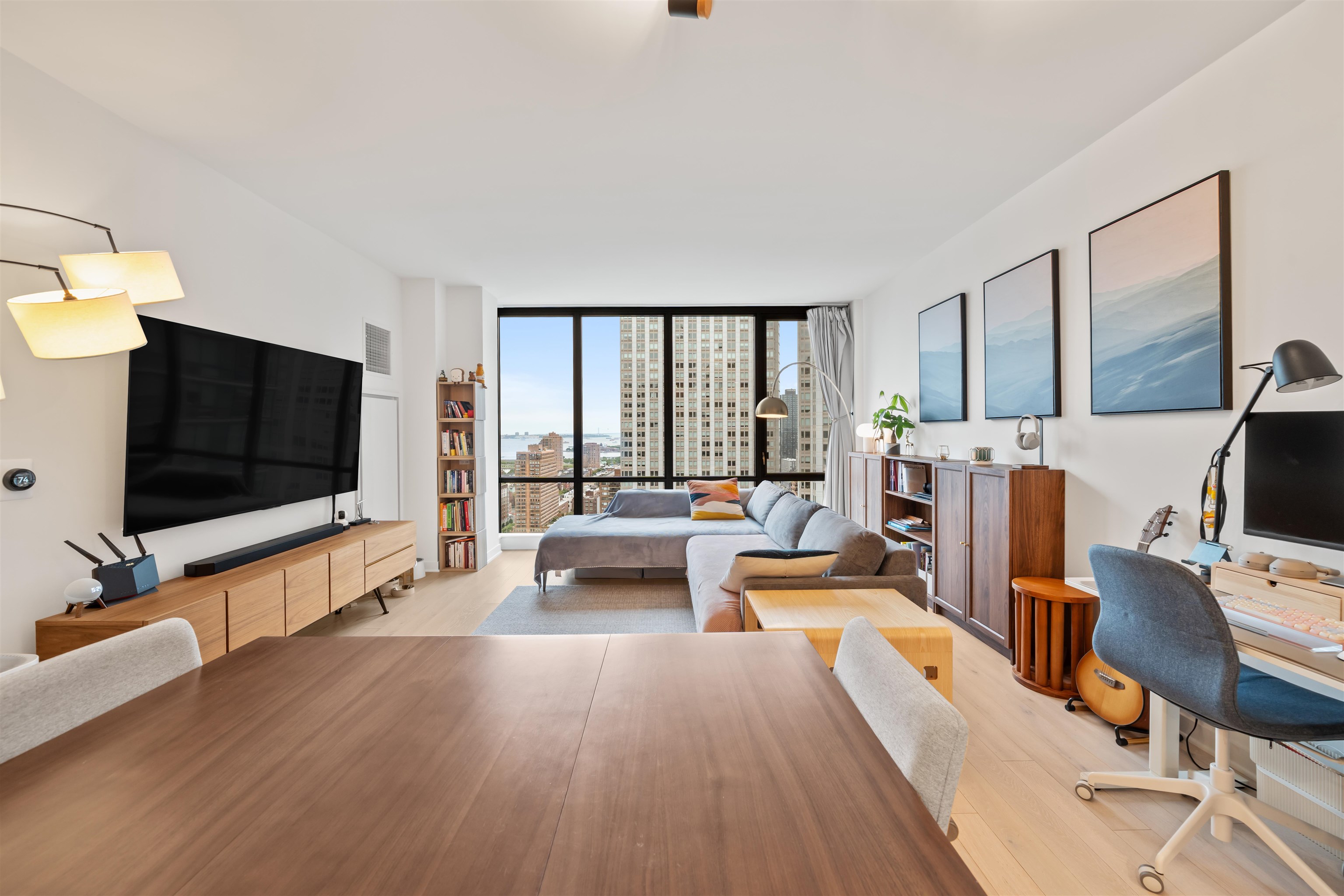 # 250011785 - For Rent in JERSEY CITY - Downtown NJ