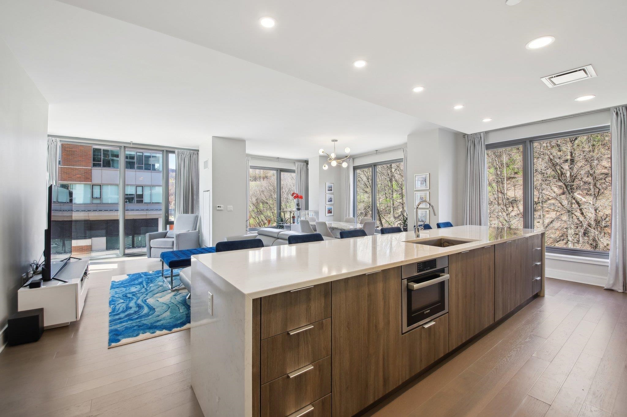 # 250011797 - For Rent in West New York NJ