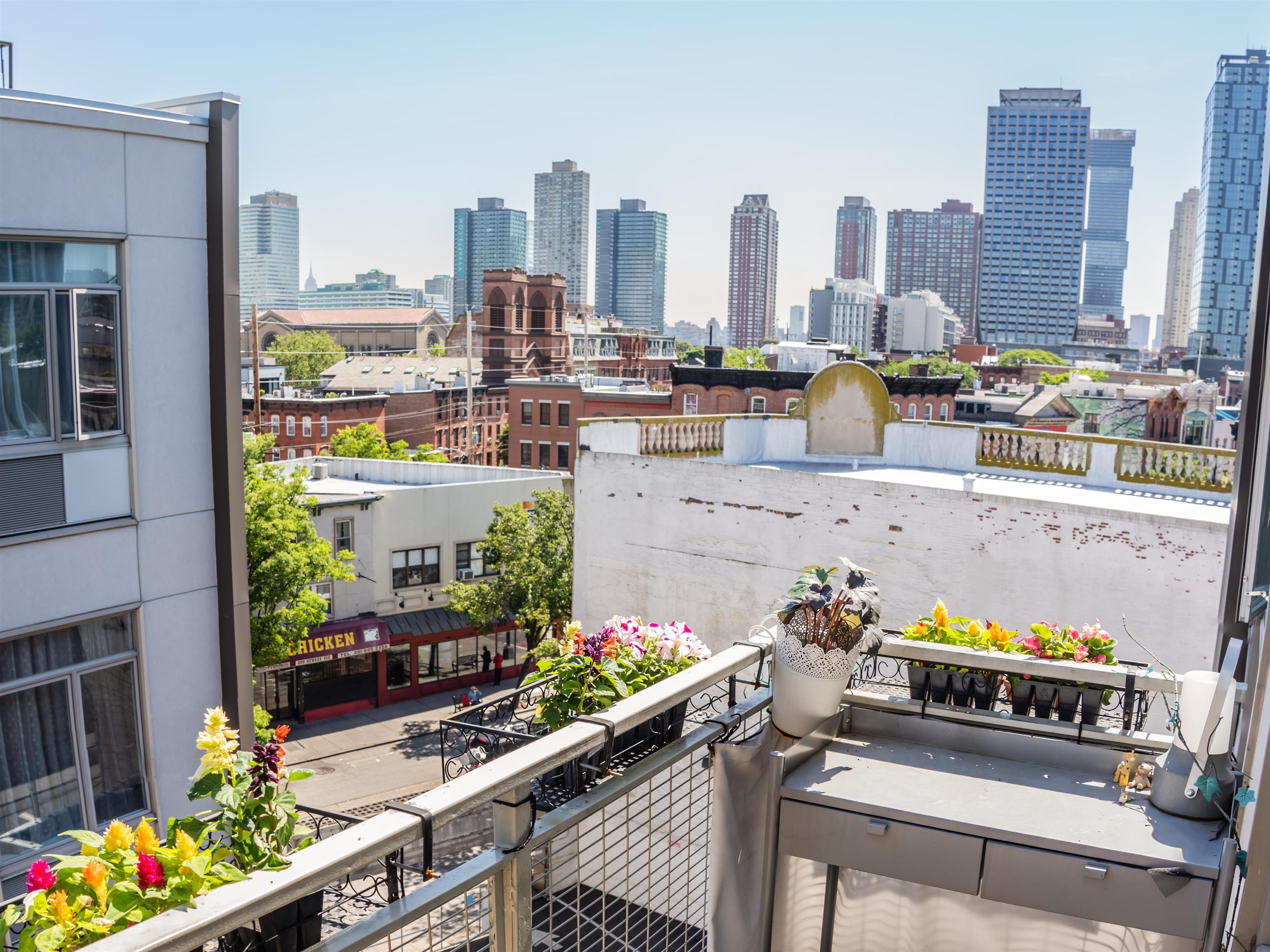 # 250011814 - For Rent in JERSEY CITY - Downtown NJ