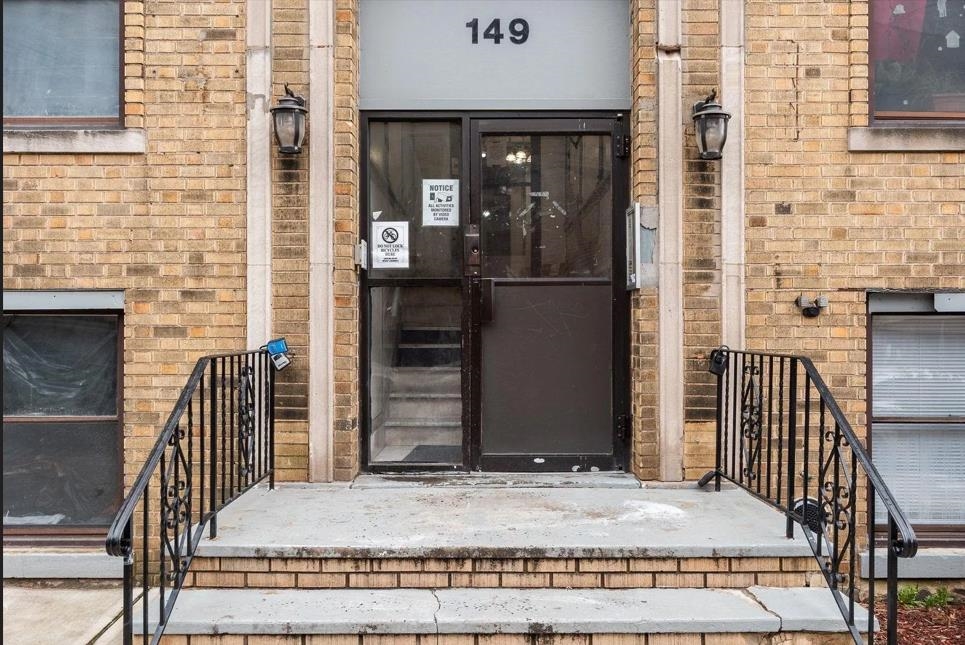 # 250011854 - For Rent in JERSEY CITY - Heights NJ
