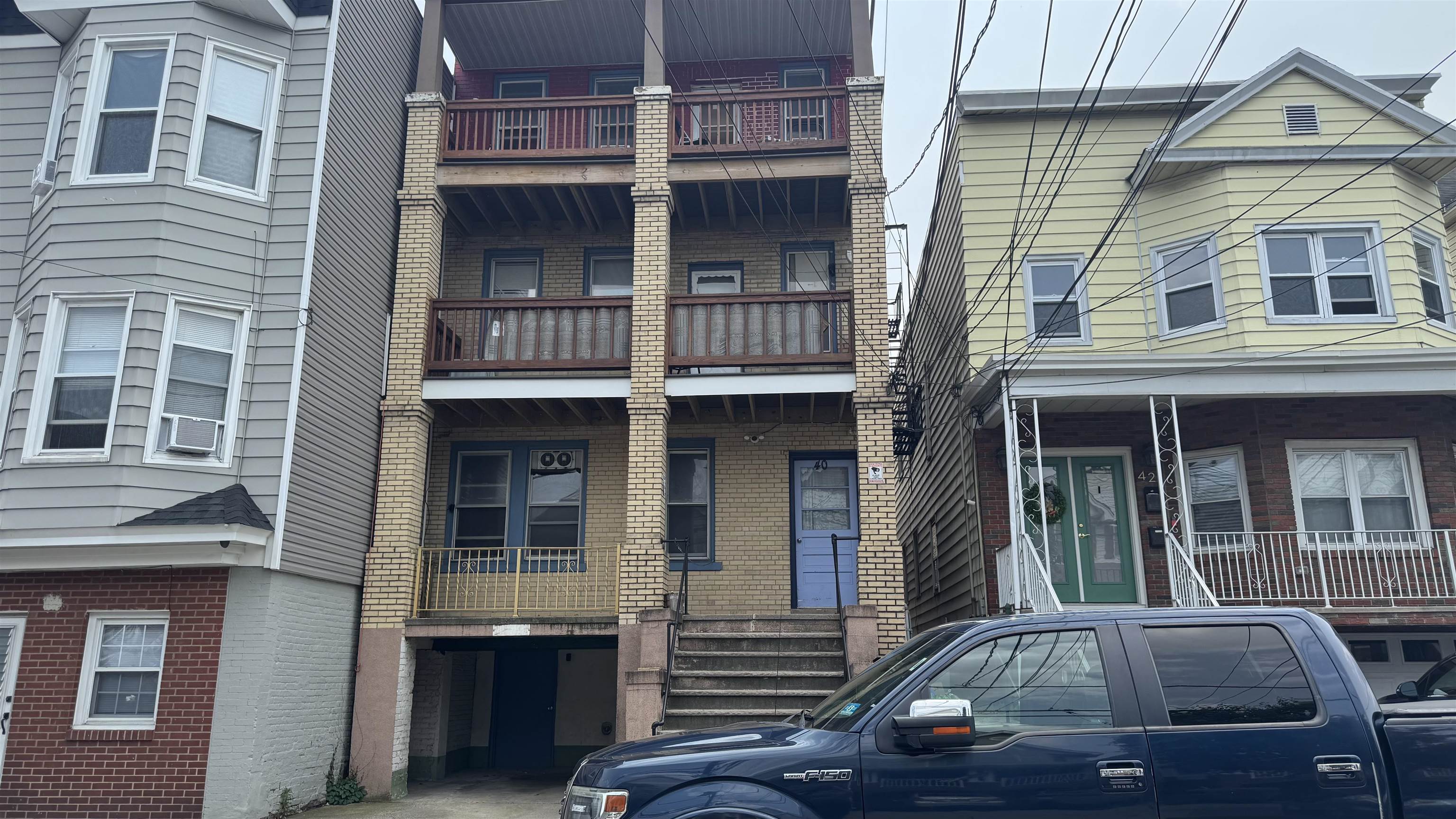 # 250011894 - For Rent in Bayonne NJ