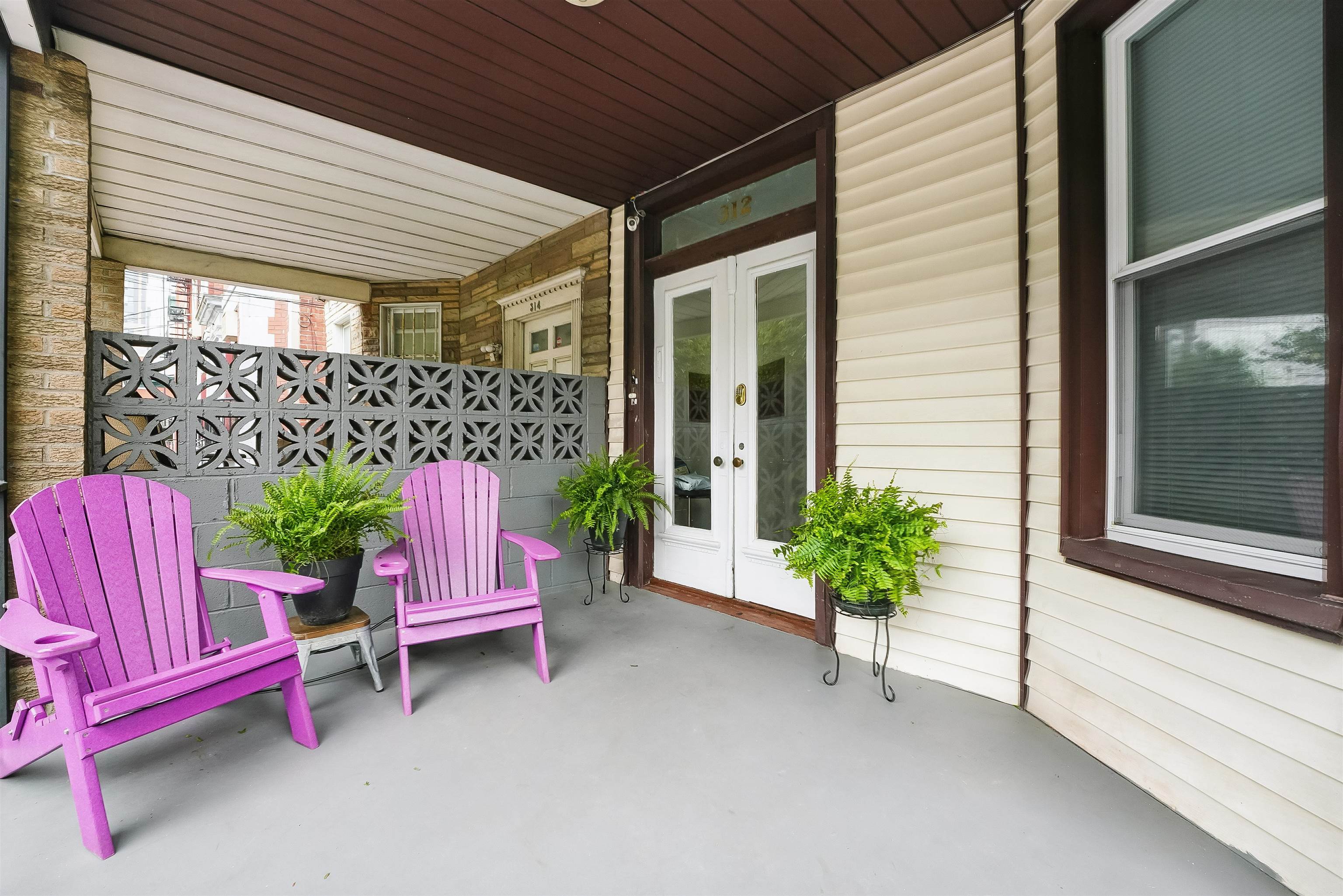 # 250011903 - For Rent in Union City NJ
