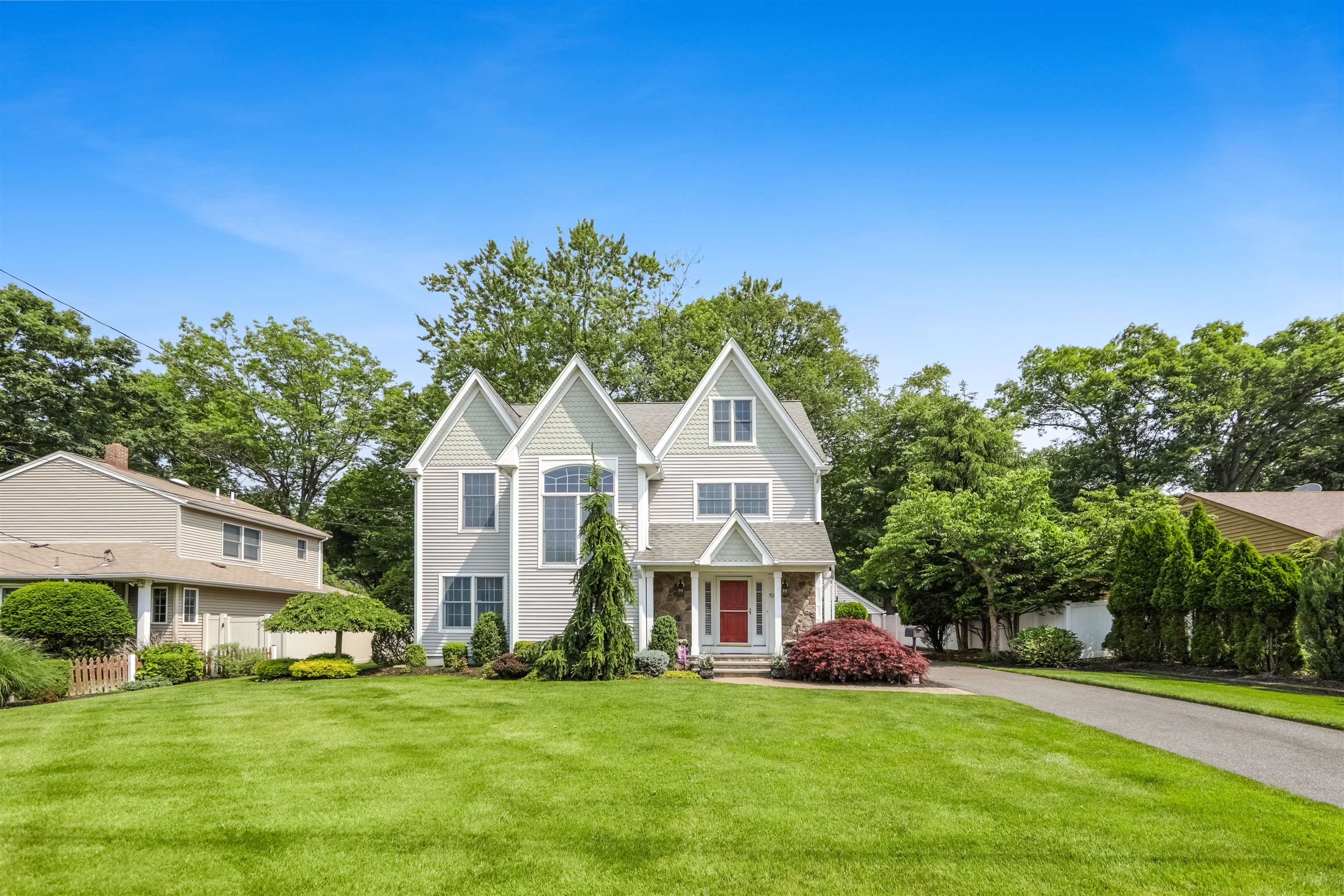 # 250011933 - For Rent in Ramsey NJ