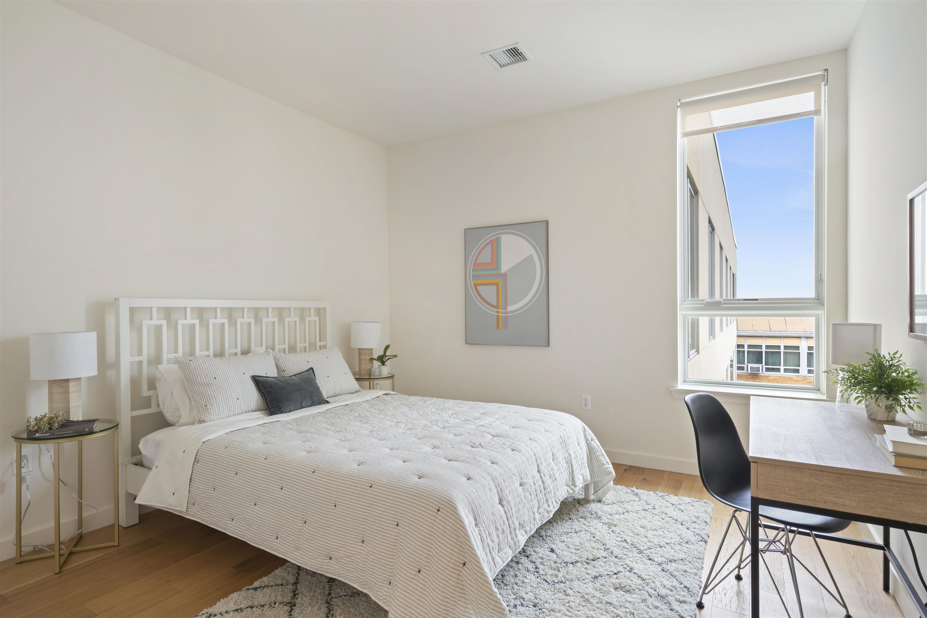 # 250011938 - For Rent in JERSEY CITY - Downtown NJ