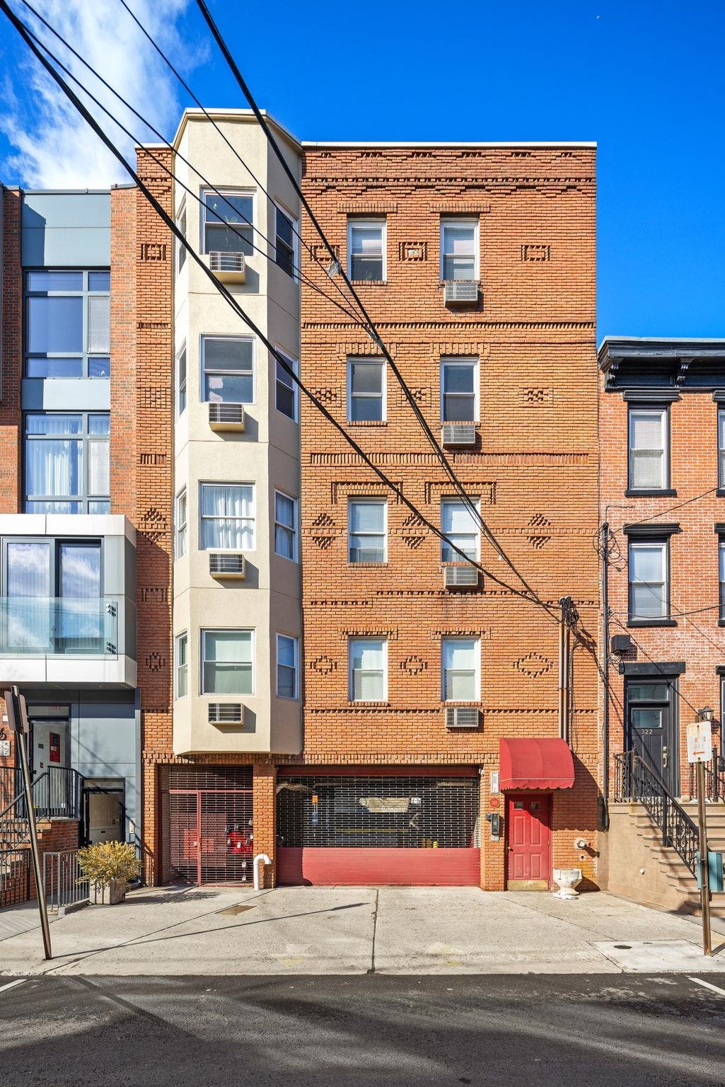 # 250011940 - For Rent in Hoboken NJ