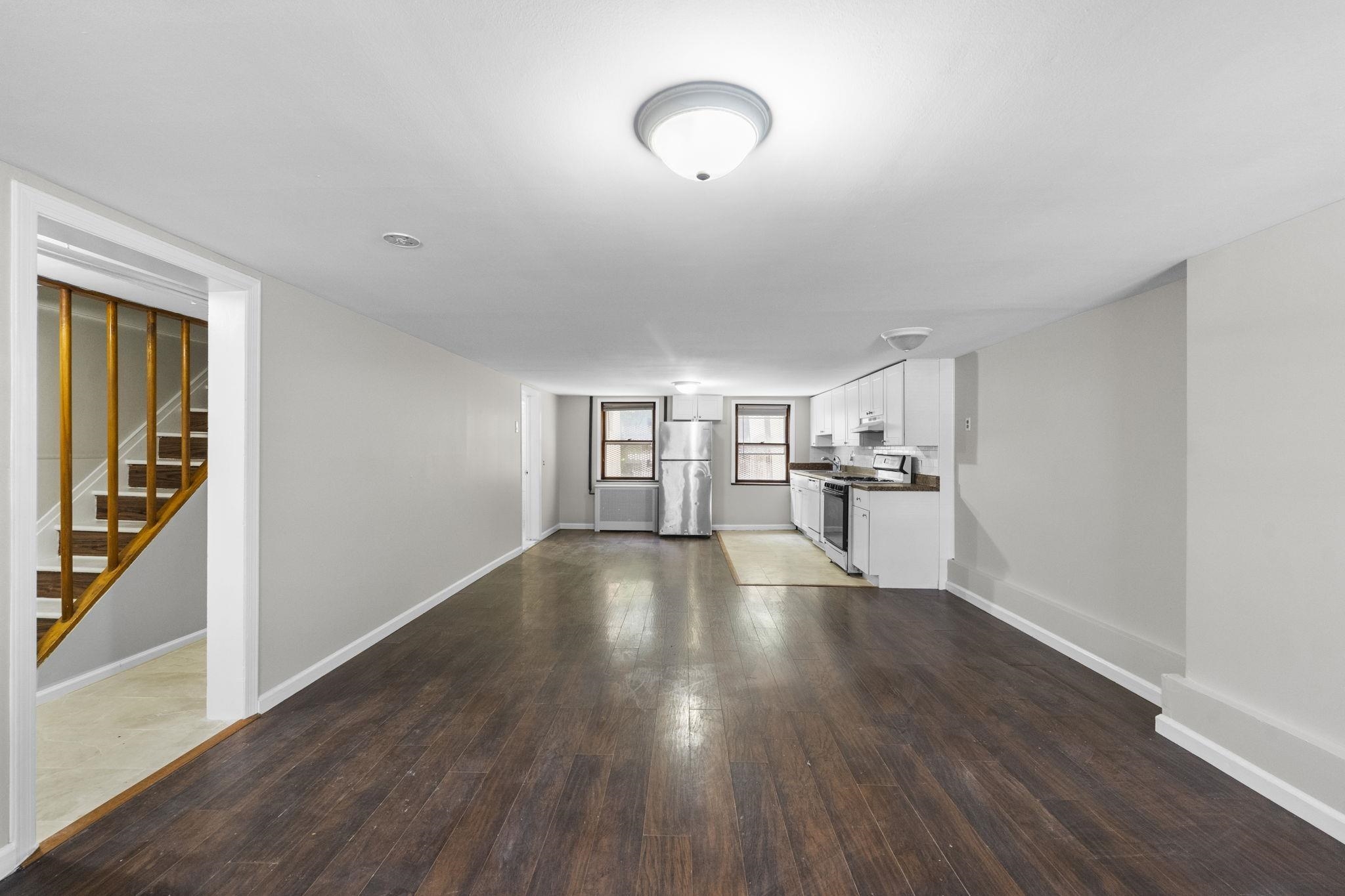 # 250011955 - For Rent in JERSEY CITY - Greenville NJ