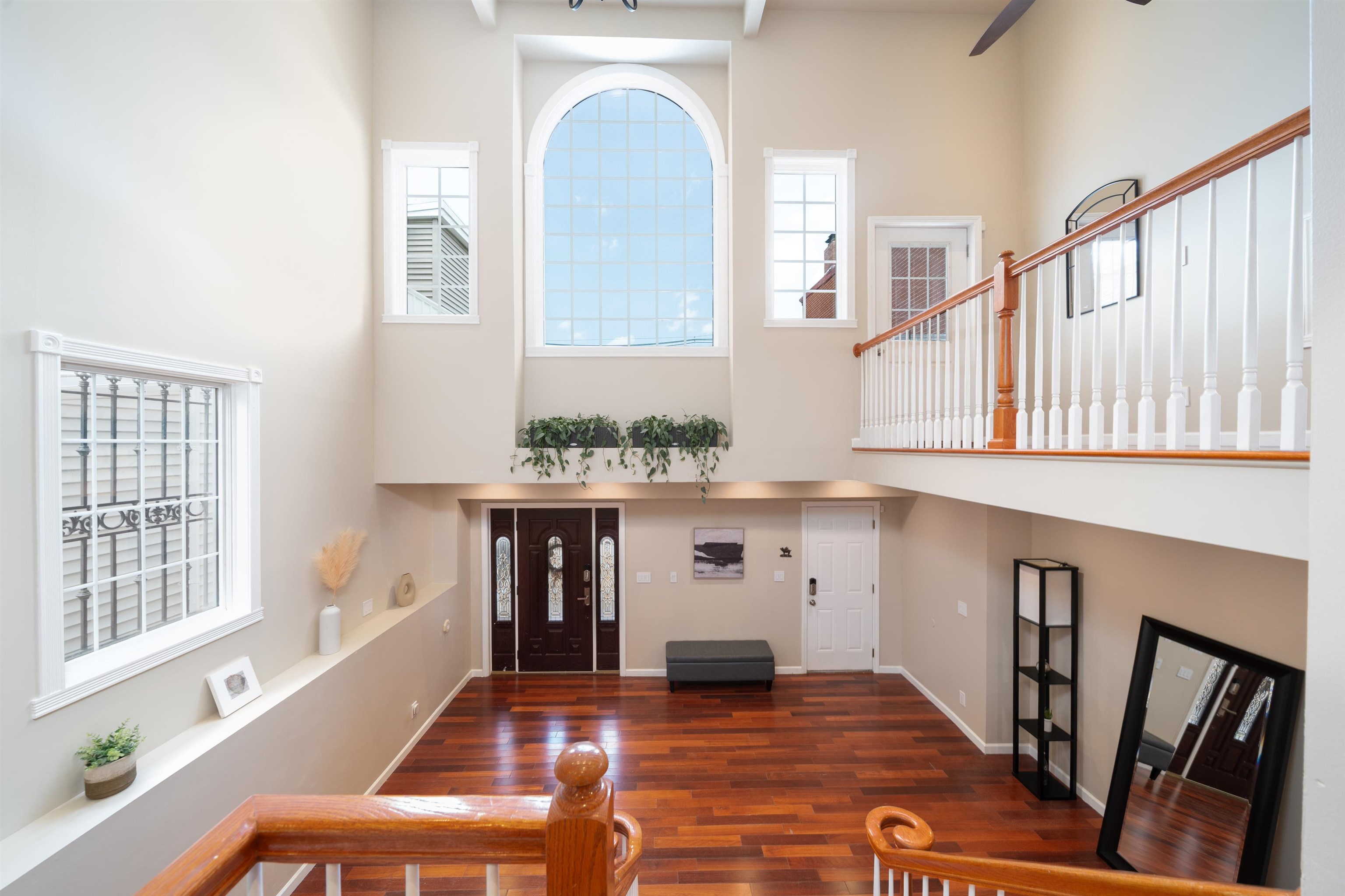 # 250011967 - For Rent in JERSEY CITY - Heights NJ