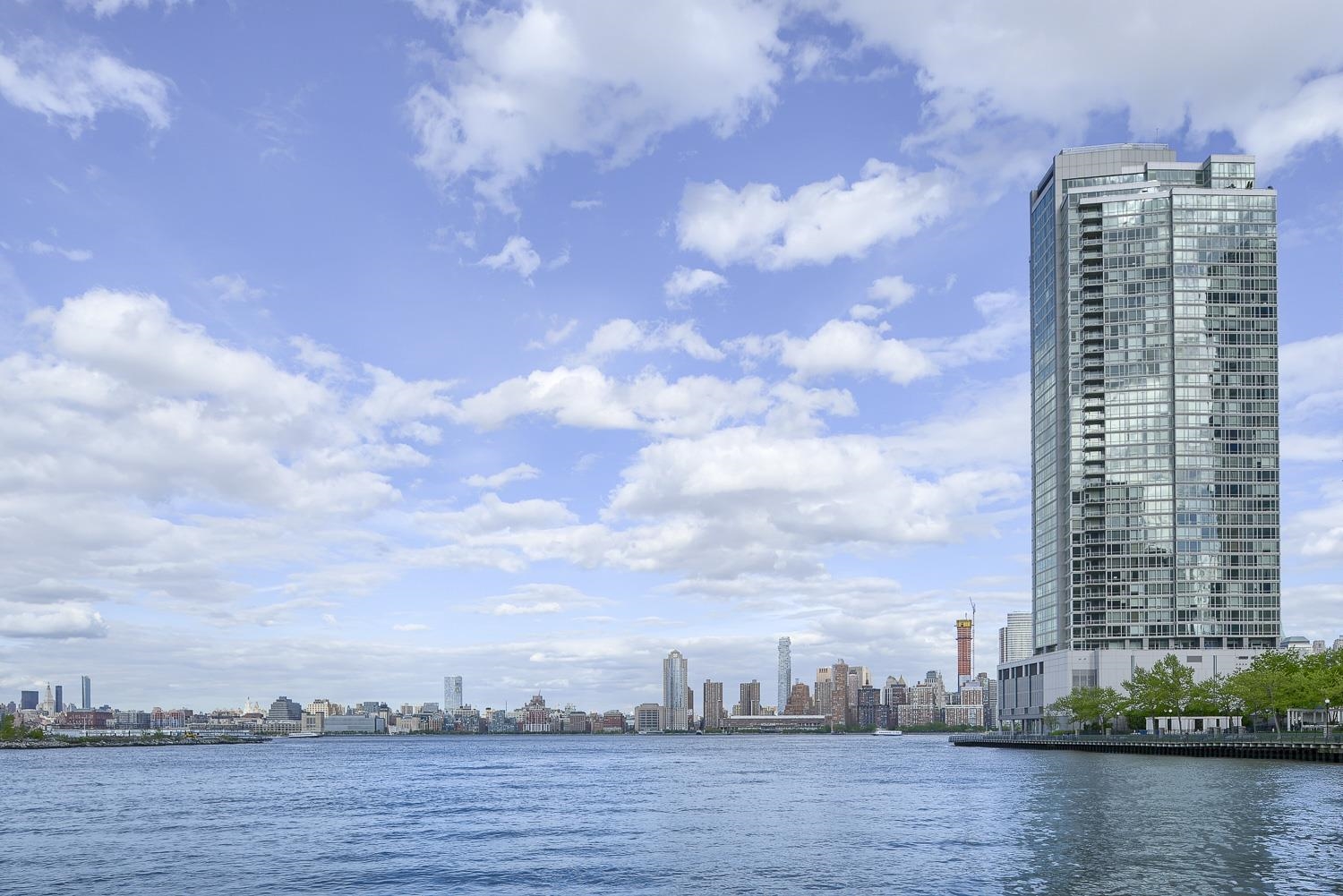 # 250012005 - For Rent in JERSEY CITY - Downtown NJ