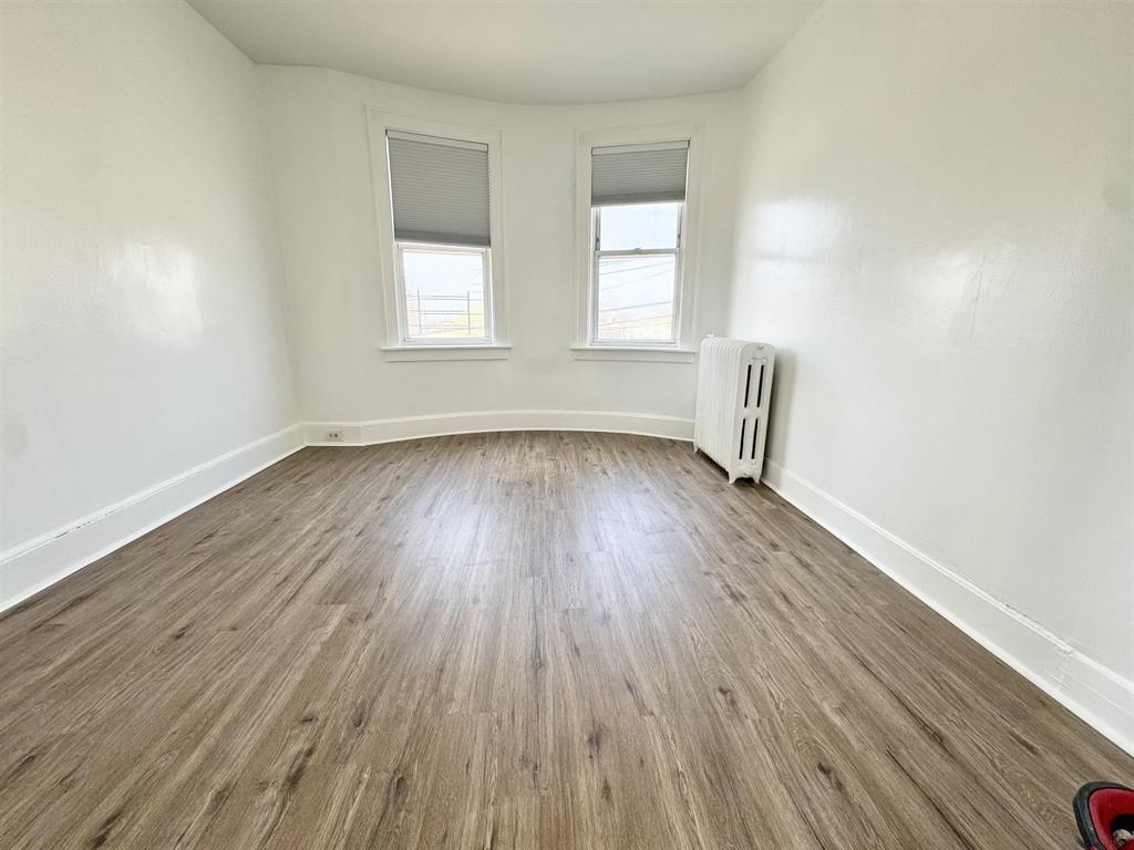 # 250012010 - For Rent in North Bergen NJ
