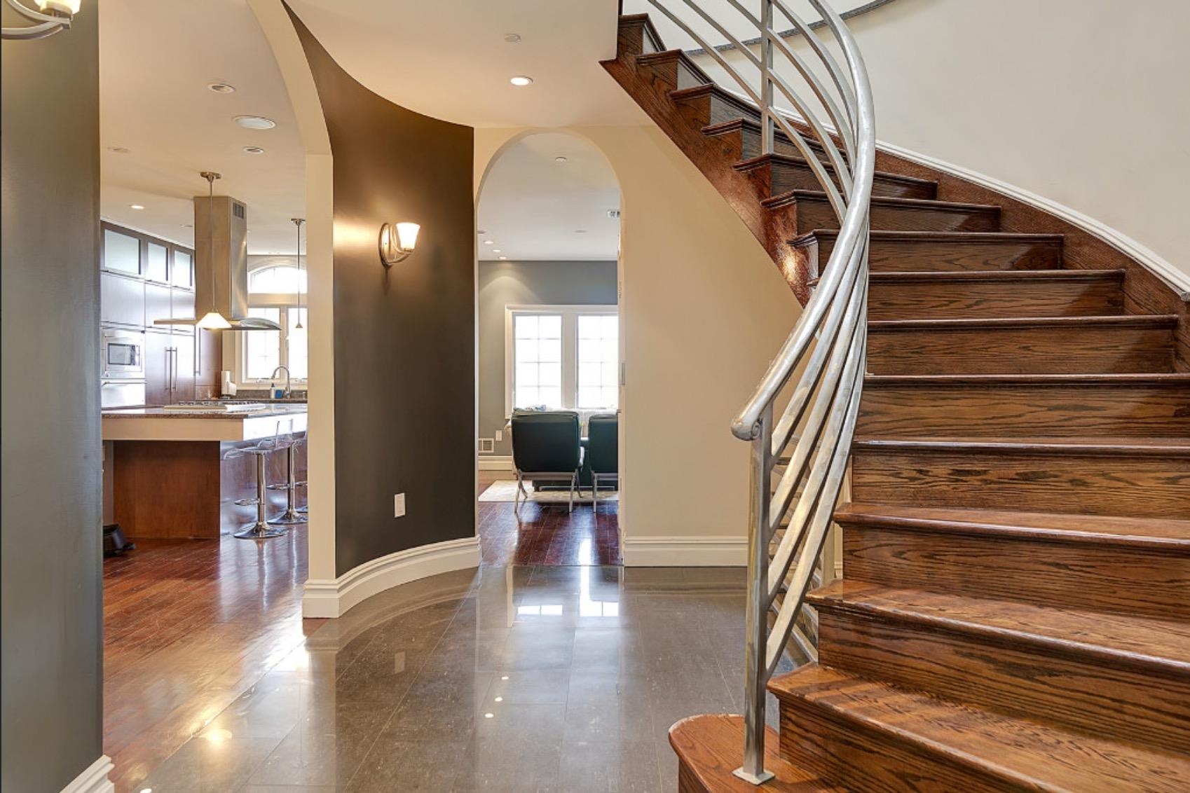 # 250012014 - For Rent in North Bergen NJ