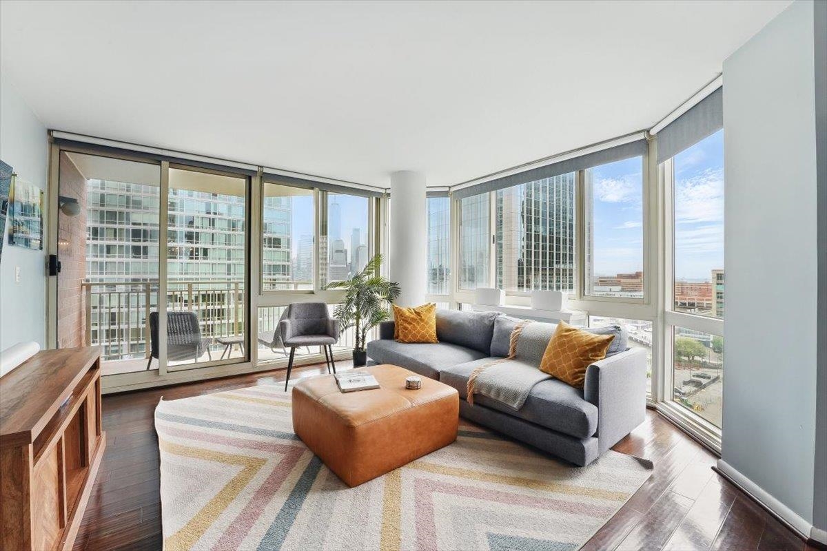 # 250012027 - For Rent in JERSEY CITY - Downtown NJ