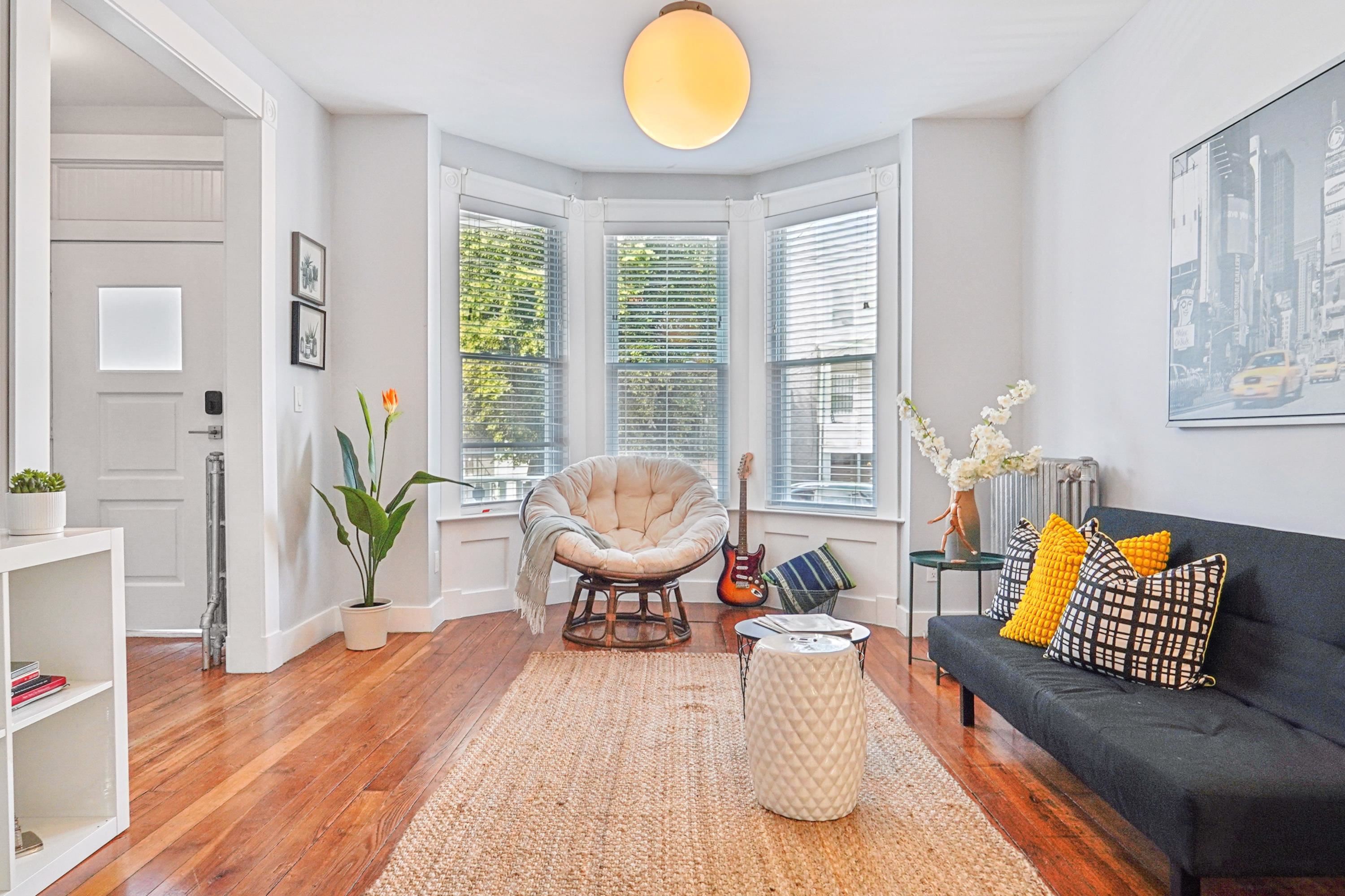 # 250012029 - For Rent in JERSEY CITY - Heights NJ