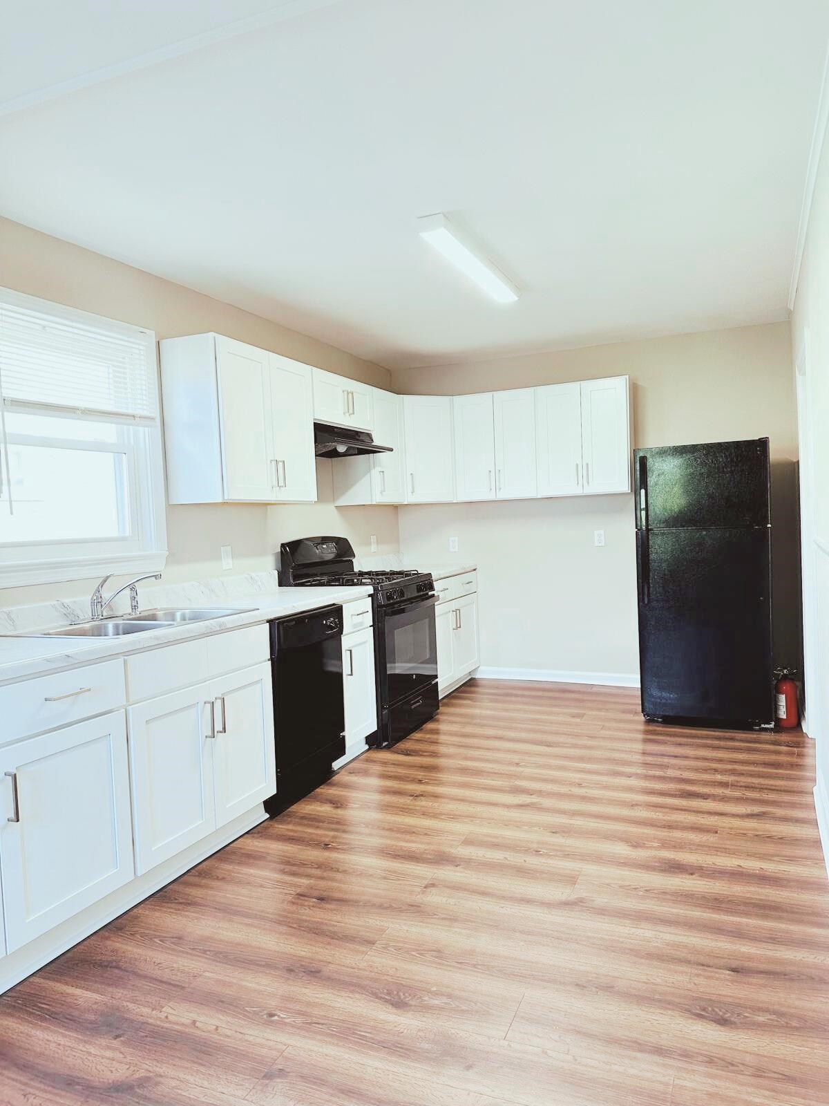 # 250012078 - For Rent in Bloomfield NJ