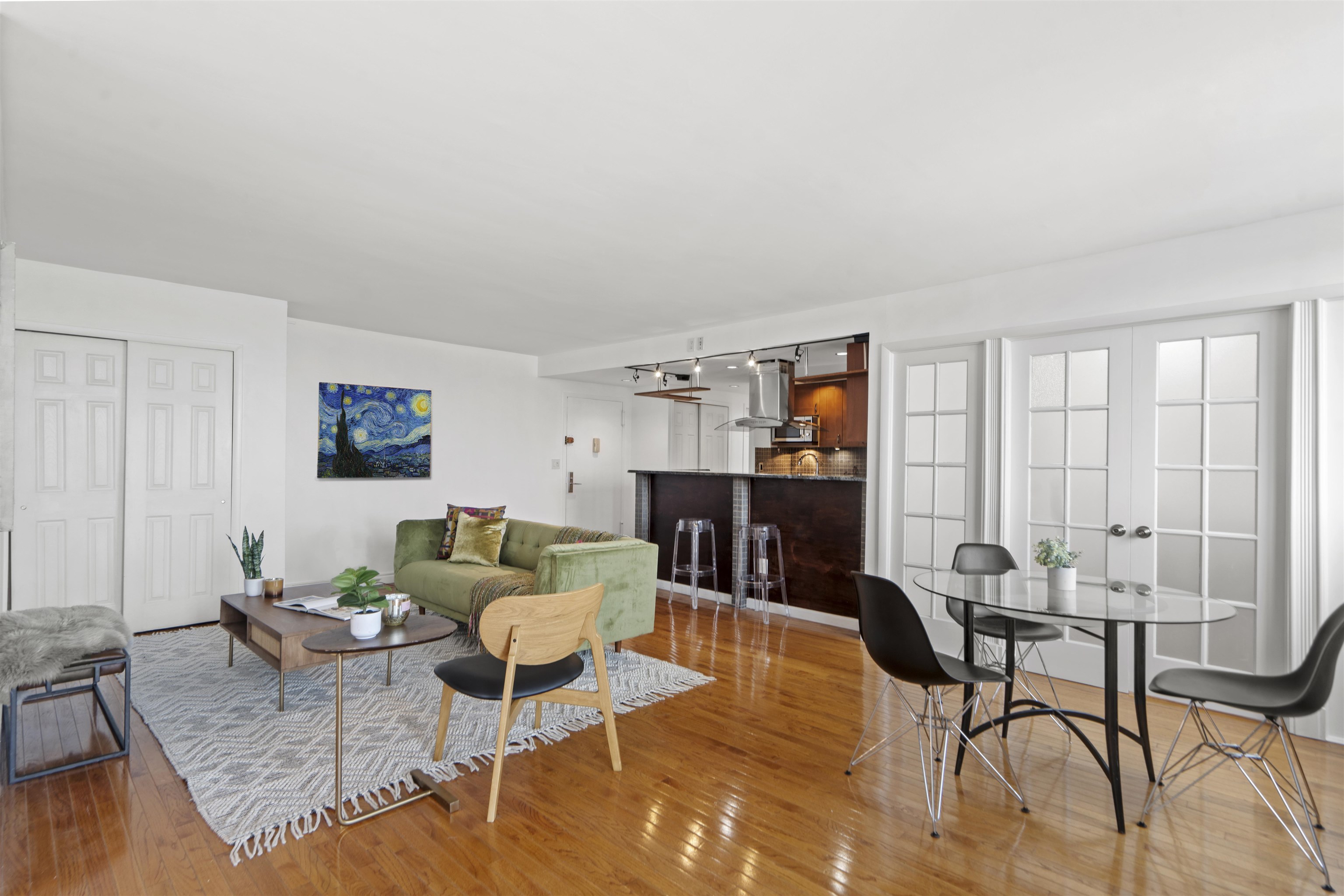 # 250012099 - For Rent in Union City NJ
