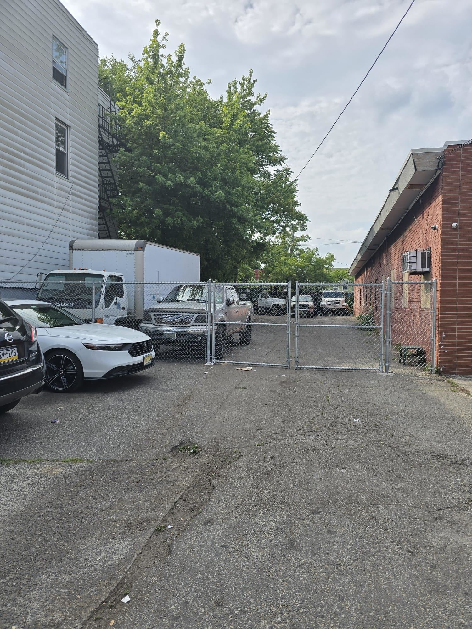 # 250012117 - For Rent in JERSEY CITY - West Bergen NJ