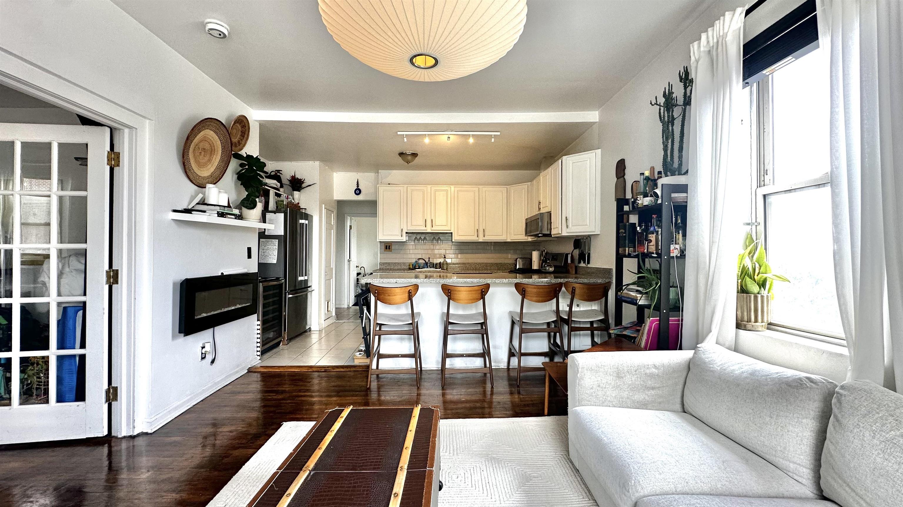 # 250012120 - For Rent in North Bergen NJ