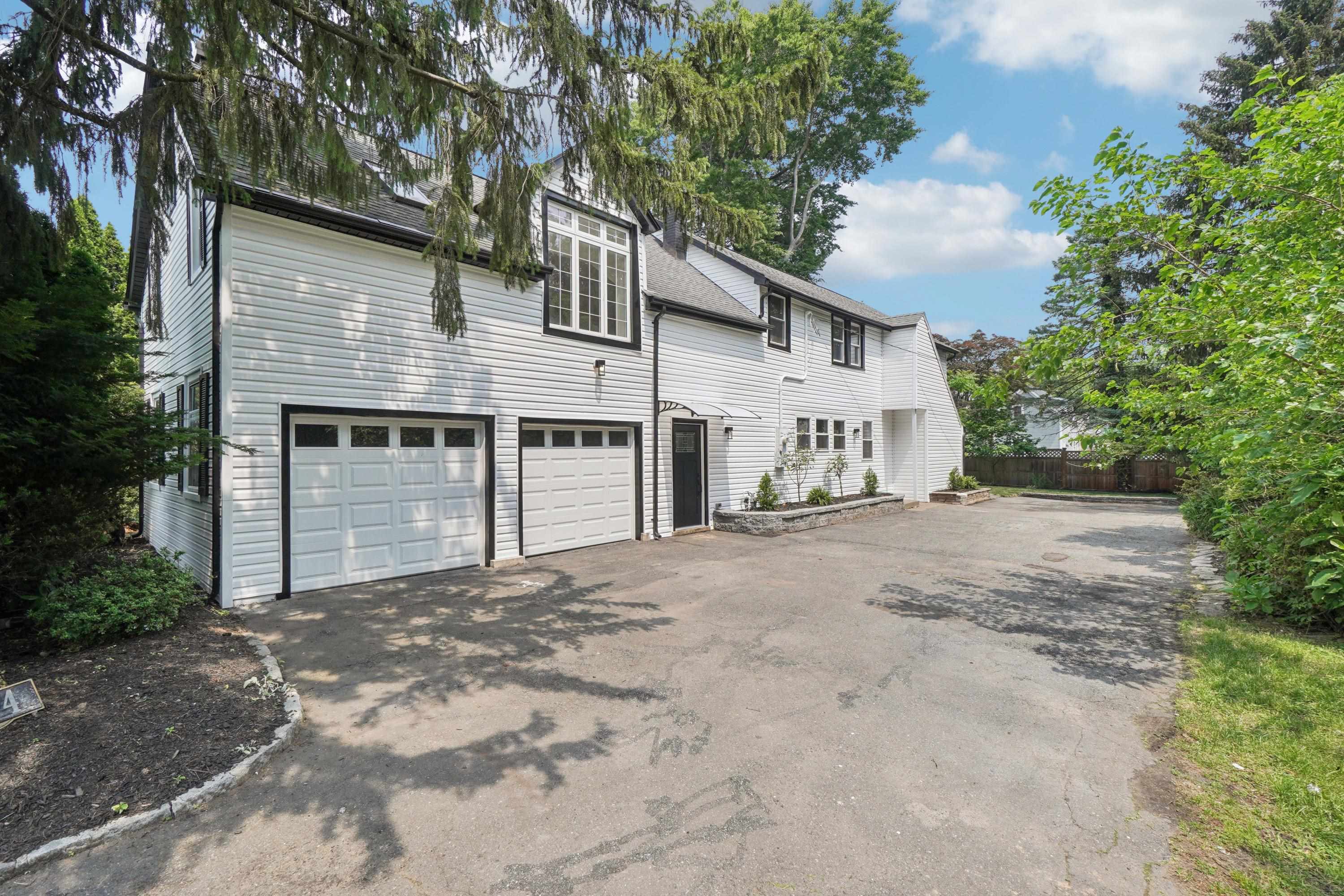 # 250012135 - For Rent in Montclair NJ