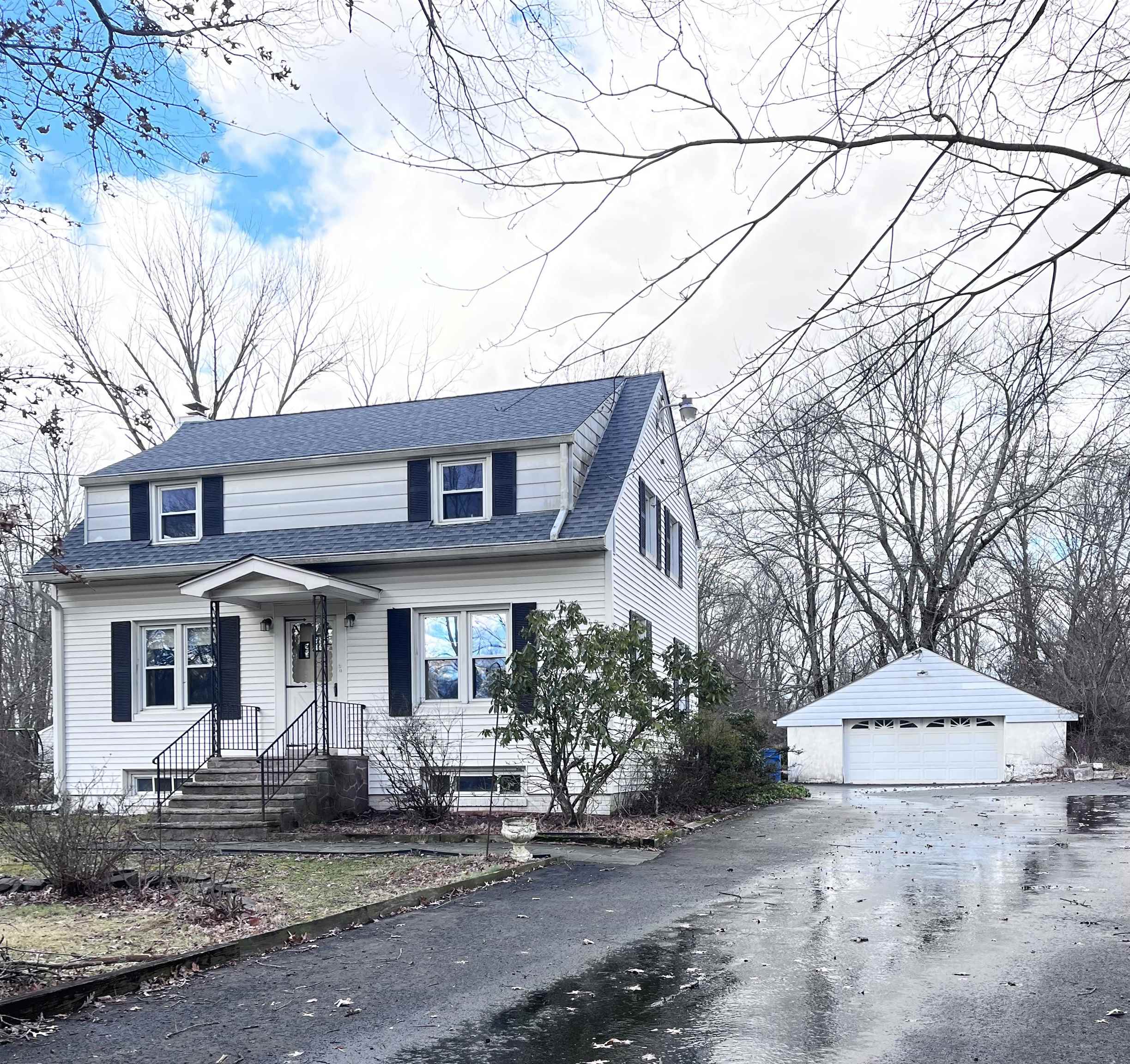 # 250012150 - For Rent in HOPEWELL NJ