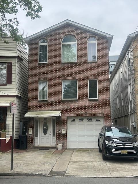 # 250012153 - For Rent in JERSEY CITY - West Bergen NJ